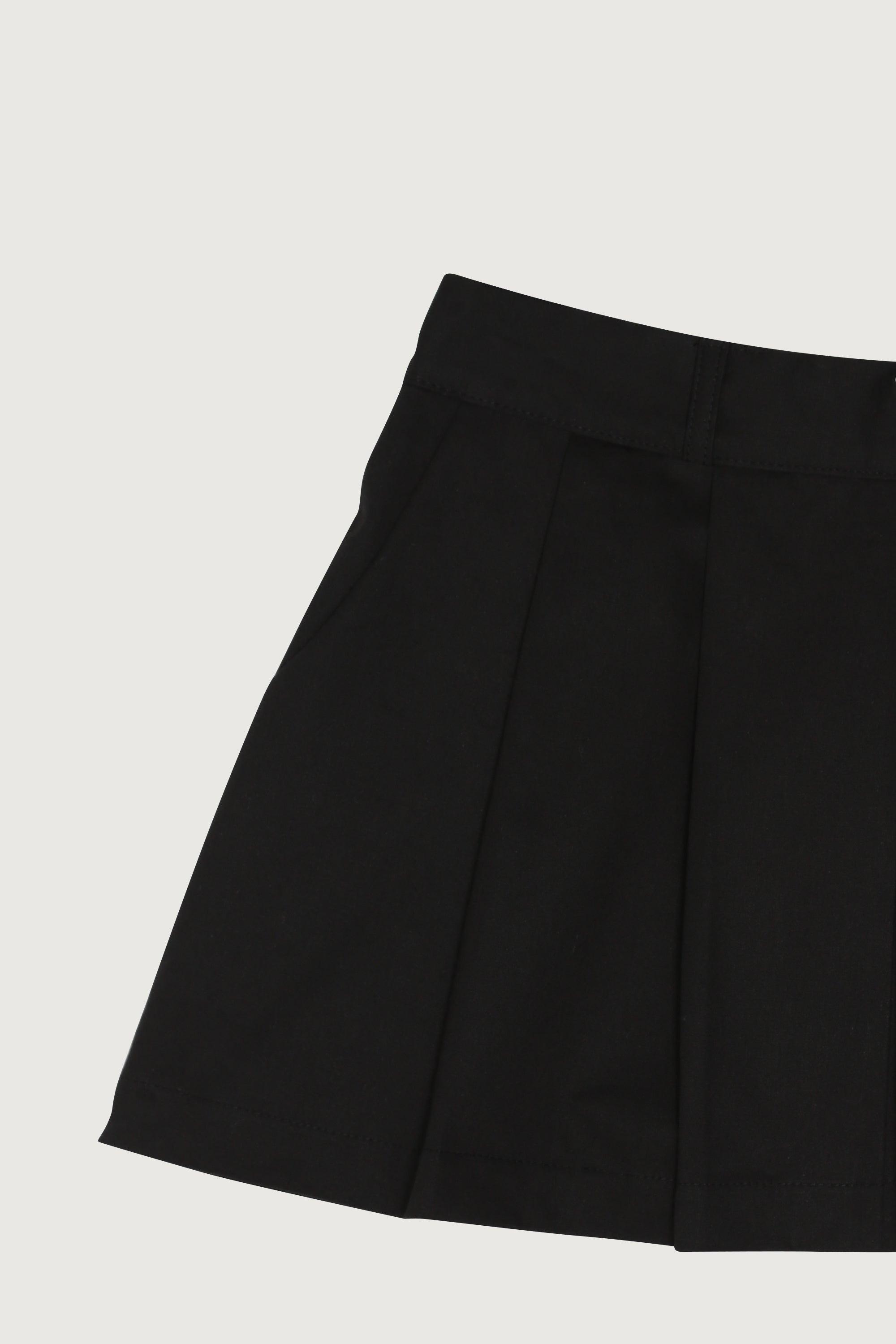 DOUBLE PLEATED SHORT by OAK + FORT