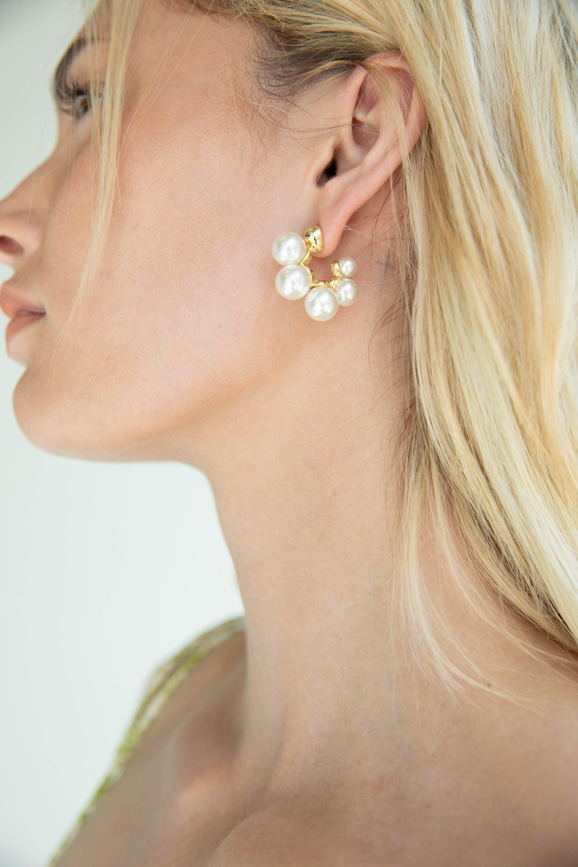 FIVE PEARL EARRING by OAK + FORT