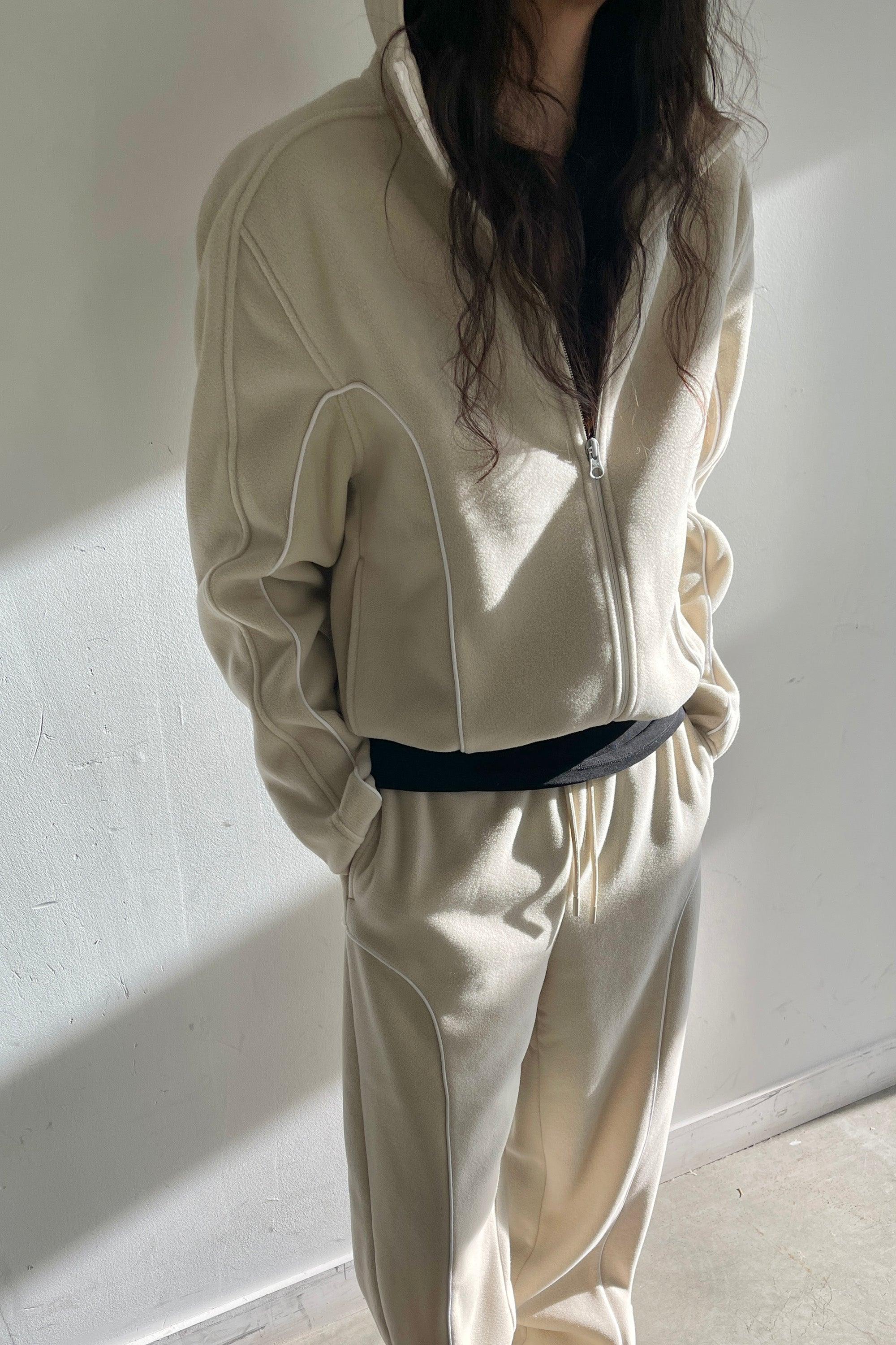 FLEECE ZIP-UP HOODIE WITH CONTRAST PIPING by OAK + FORT