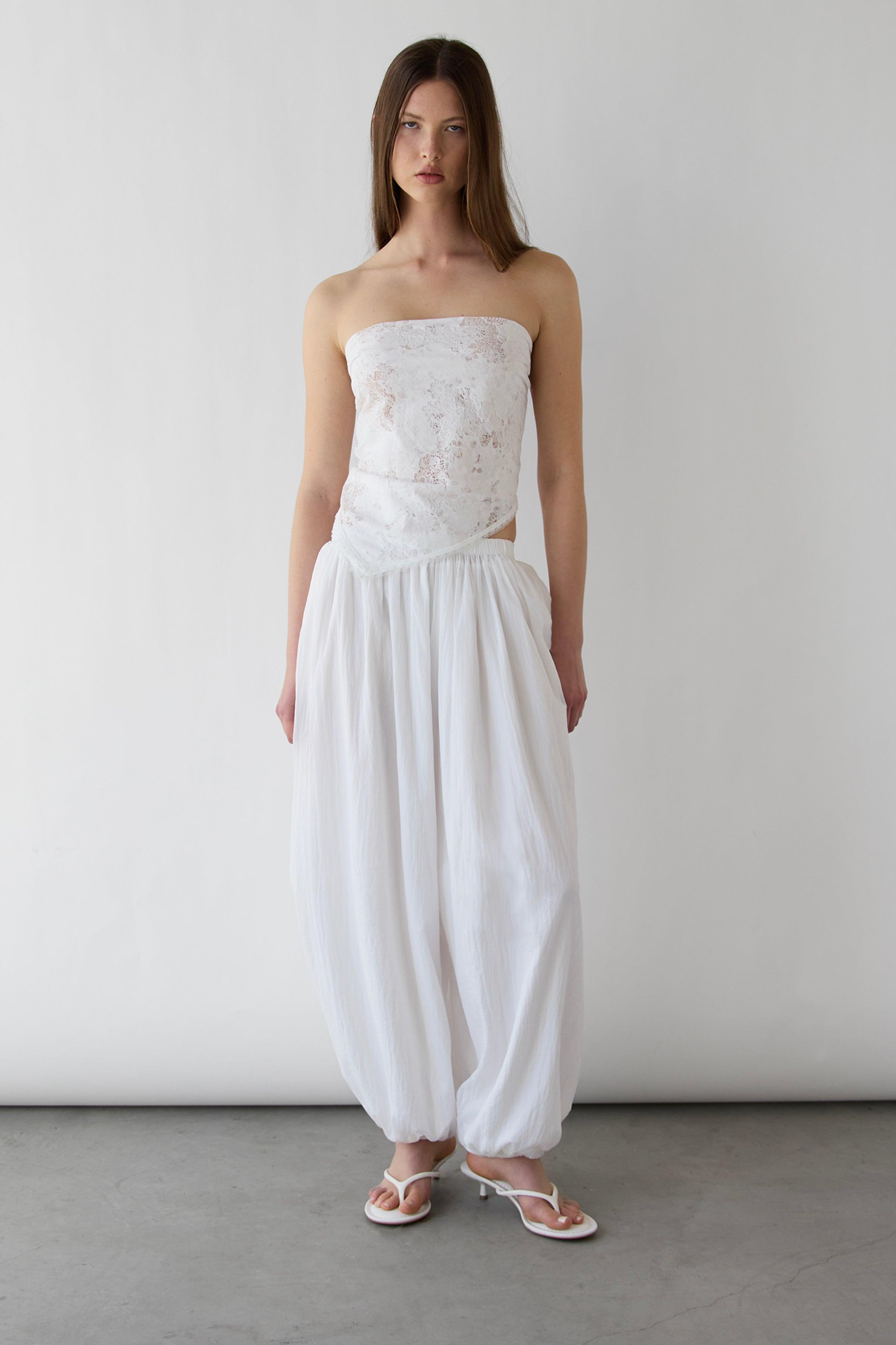 FLORAL TOP WITH LACE HEM by OAK + FORT