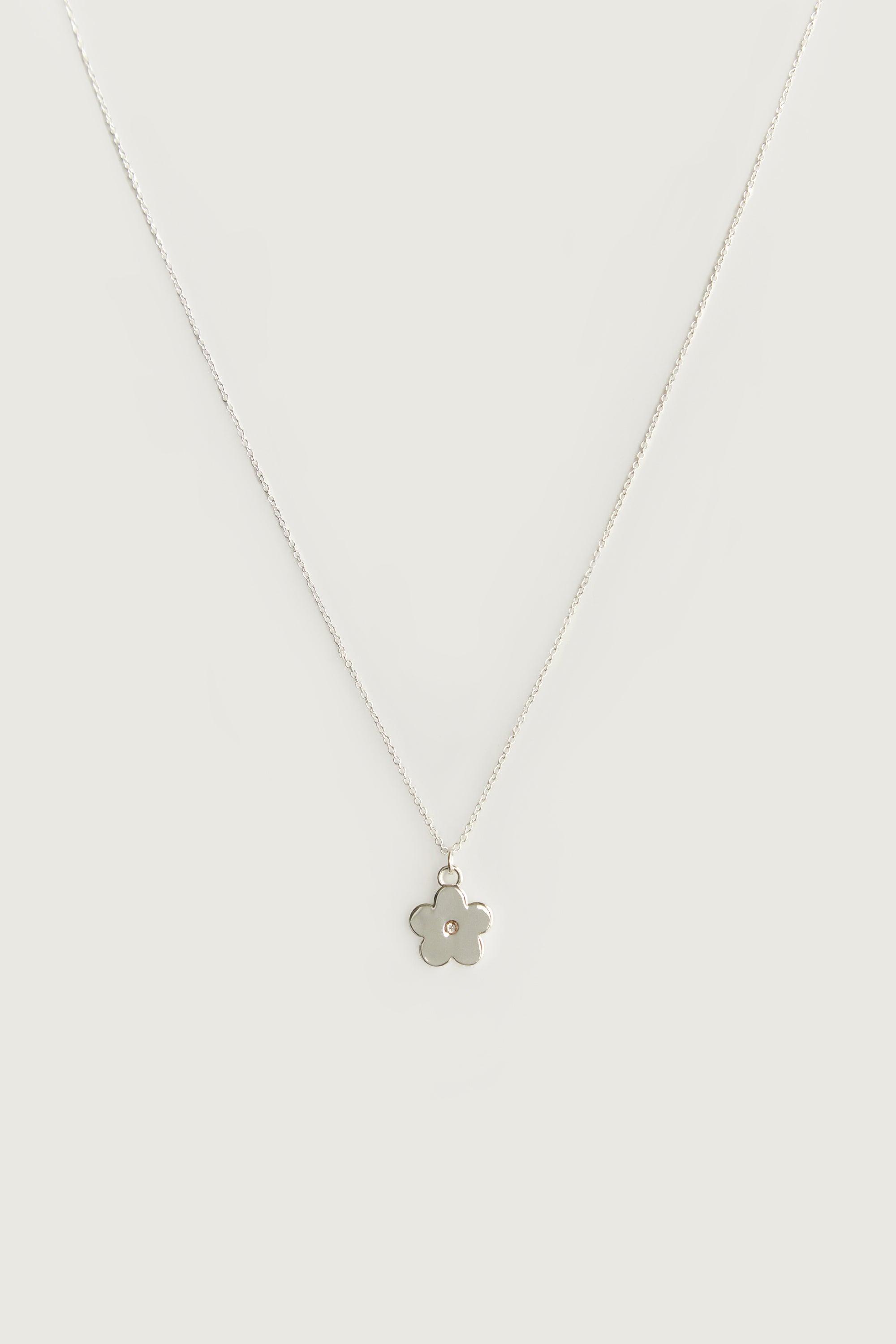 FLOWER CHARM NECKLACE by OAK + FORT