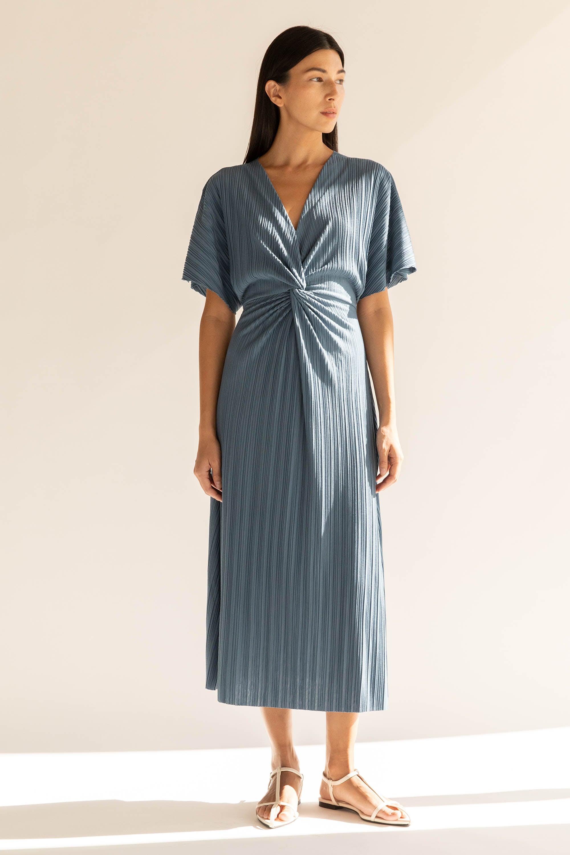 FRONT KNOT PLEATED MIDI DRESS by OAK + FORT