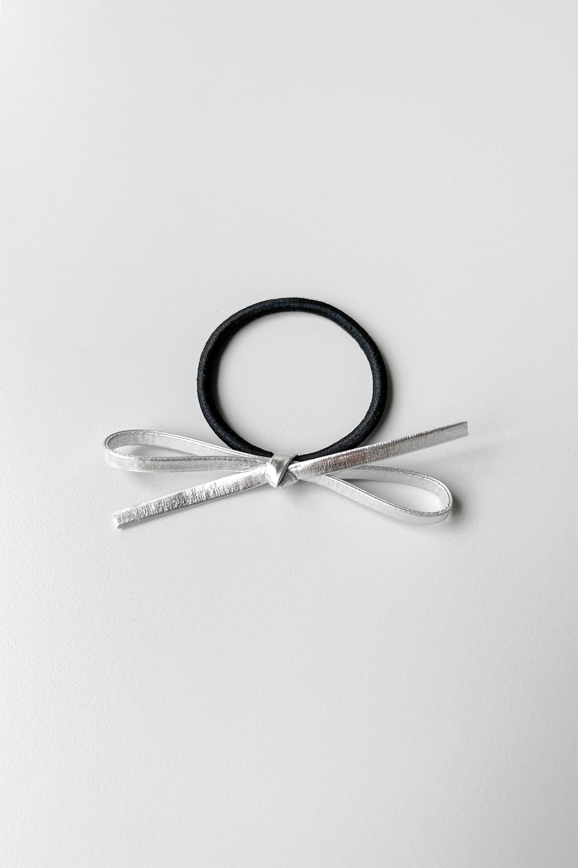 HAIR TIE WITH METALLIC BOW by OAK + FORT