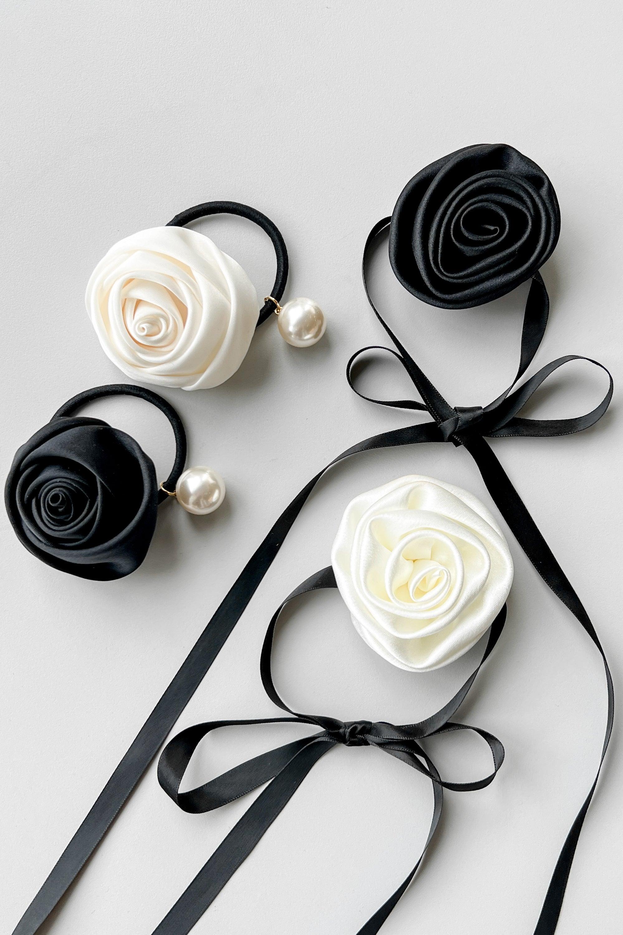 HAIR TIE WITH OVERSIZED FLOWER AND PEARL by OAK + FORT