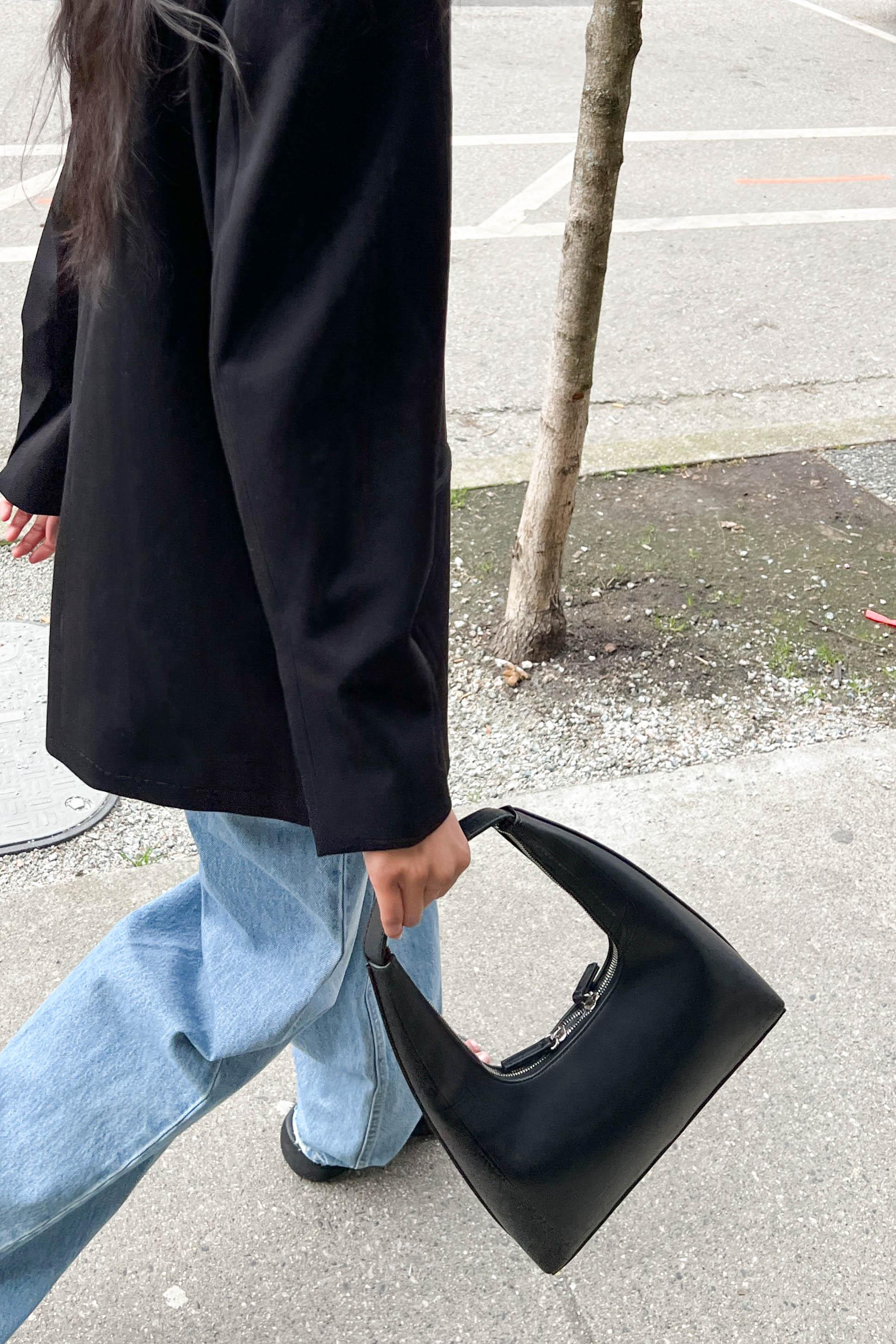 HIGH ZIPPER SHOULDER BAG by OAK + FORT