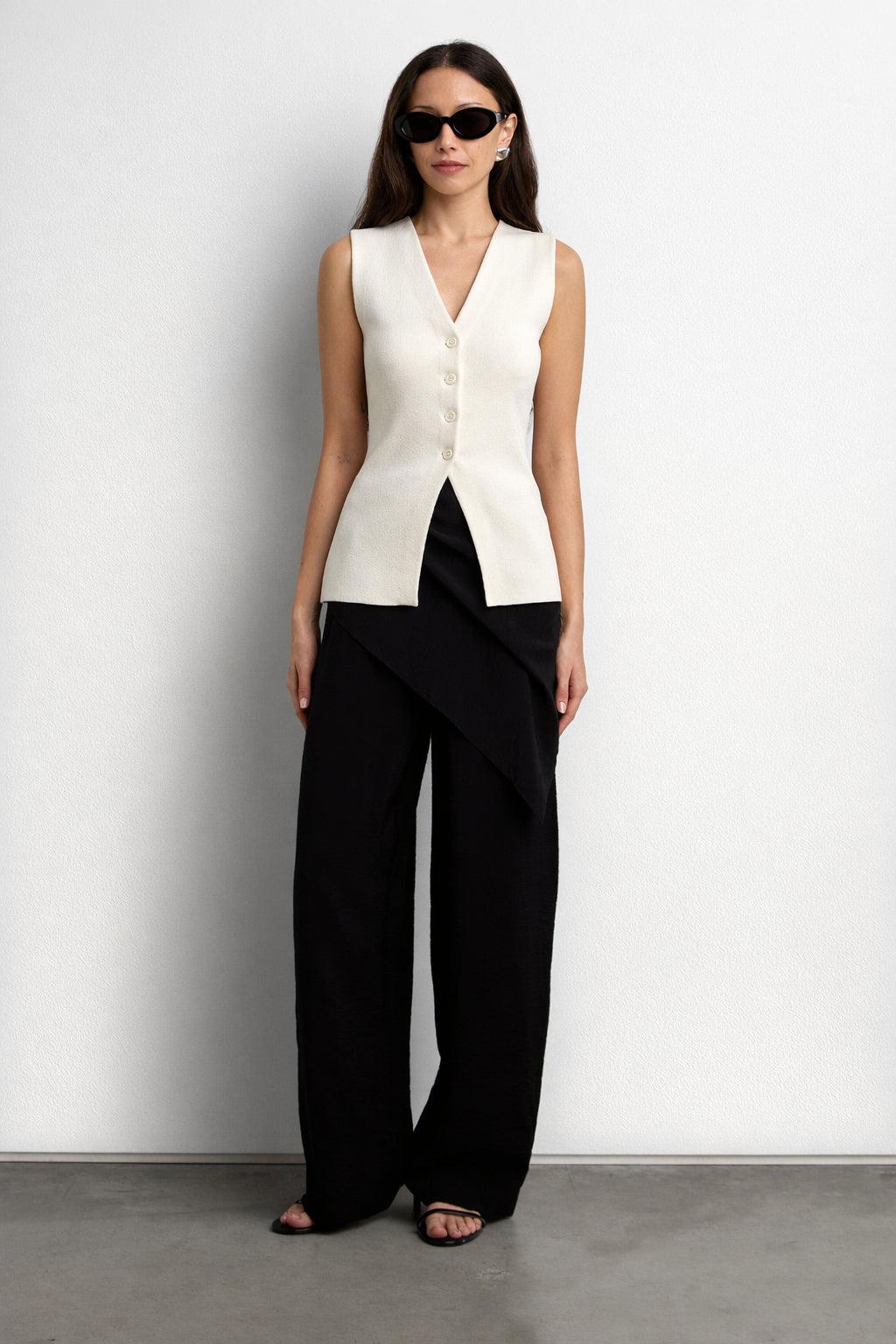 KNIT CINCHED WAIST BUTTON UP TOP by OAK + FORT