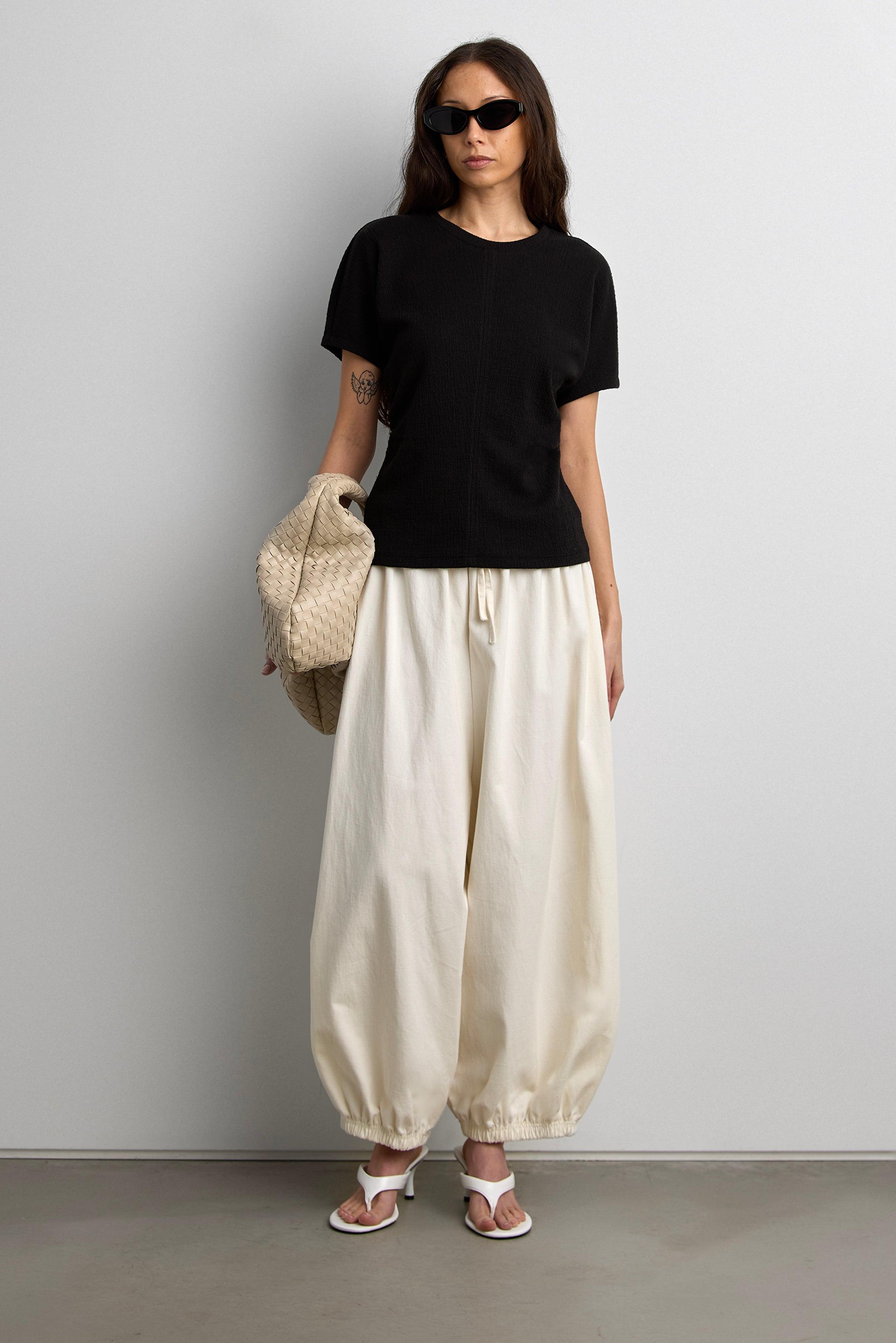 KNIT SHORT SLEEVE RUCHED WAIST TOP by OAK + FORT