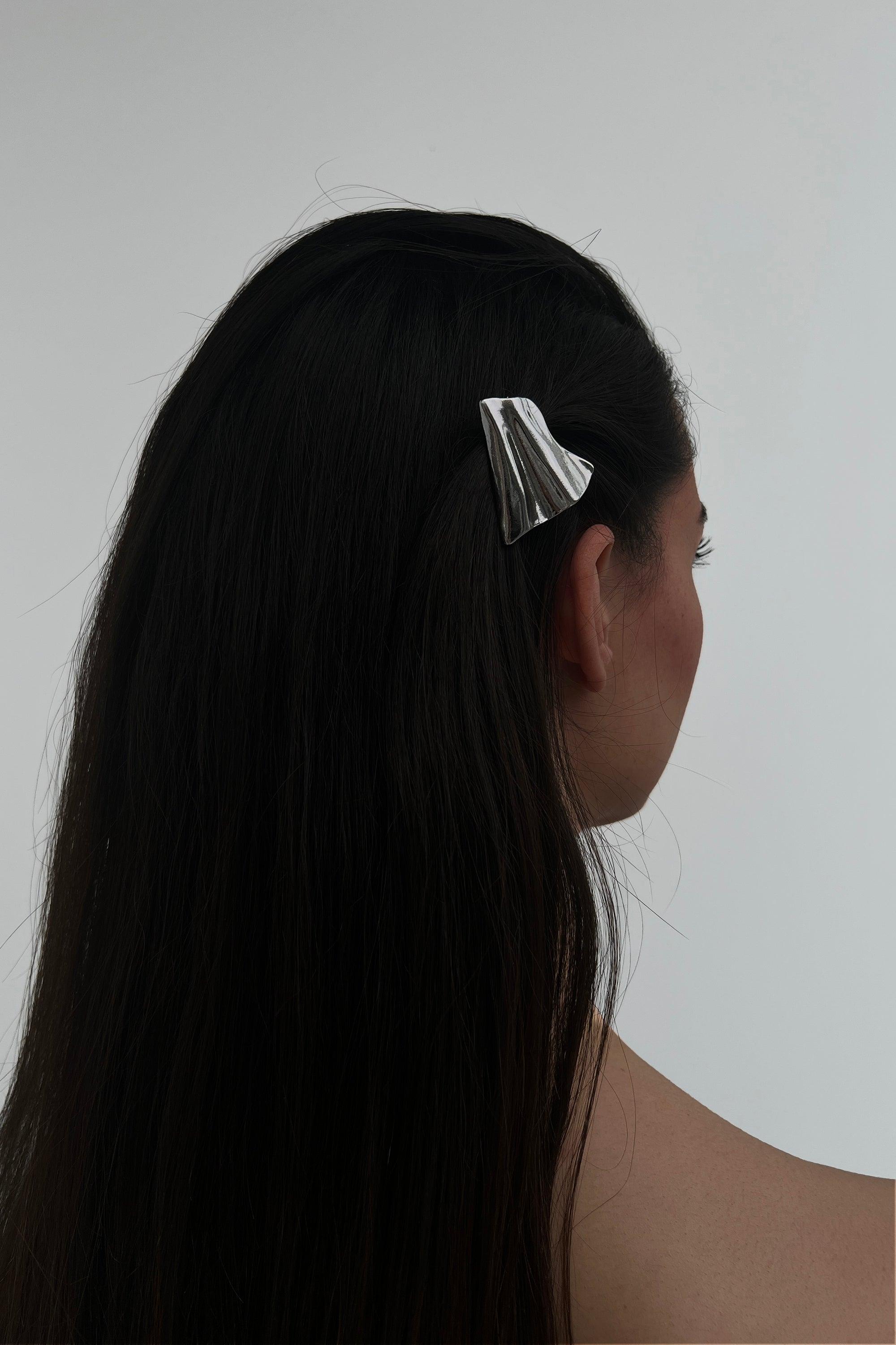 MINI ABSTRACT-SHAPE HAIR CLIP by OAK + FORT
