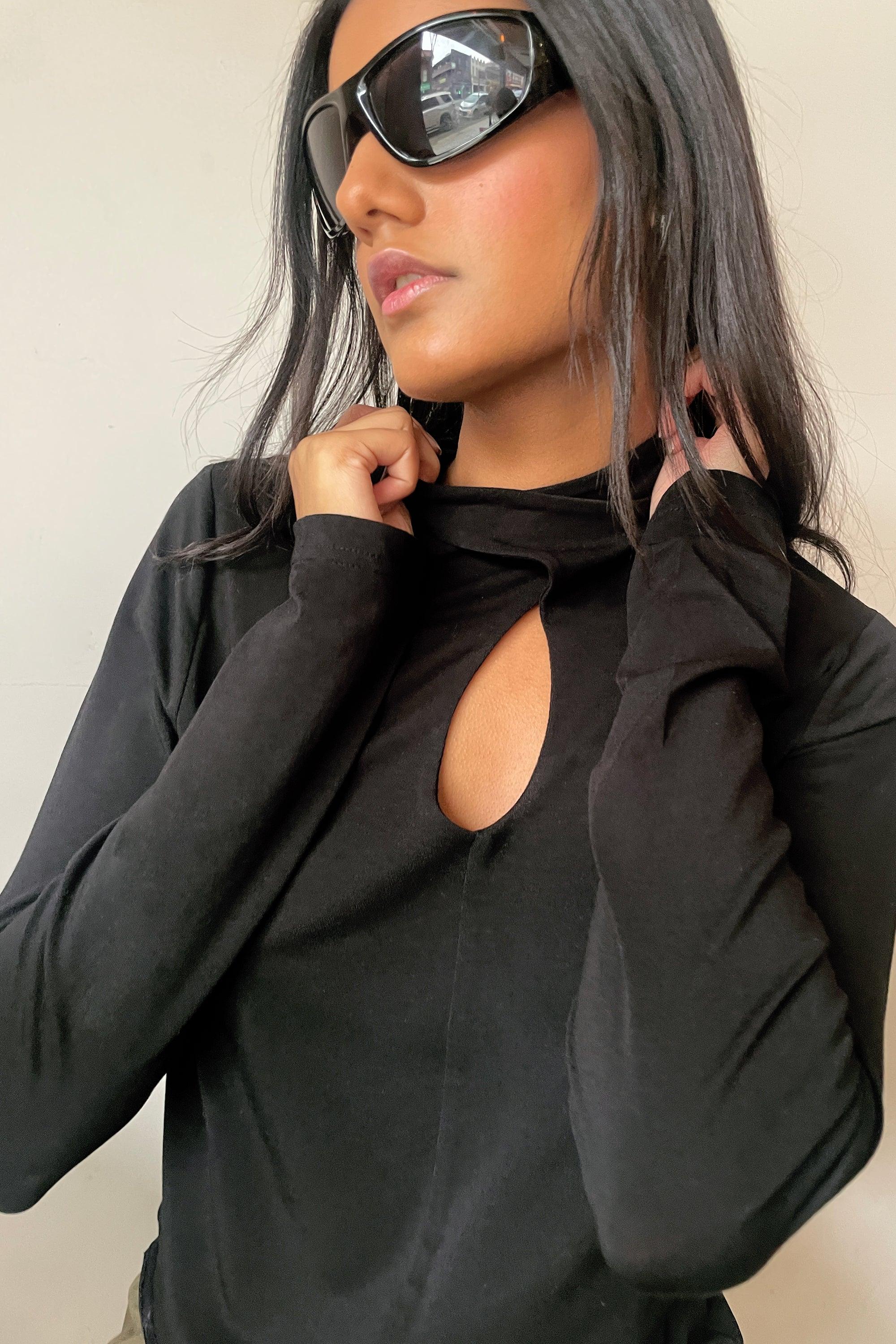 MOCKNECK TOP WITH FRONT CUTOUT by OAK + FORT
