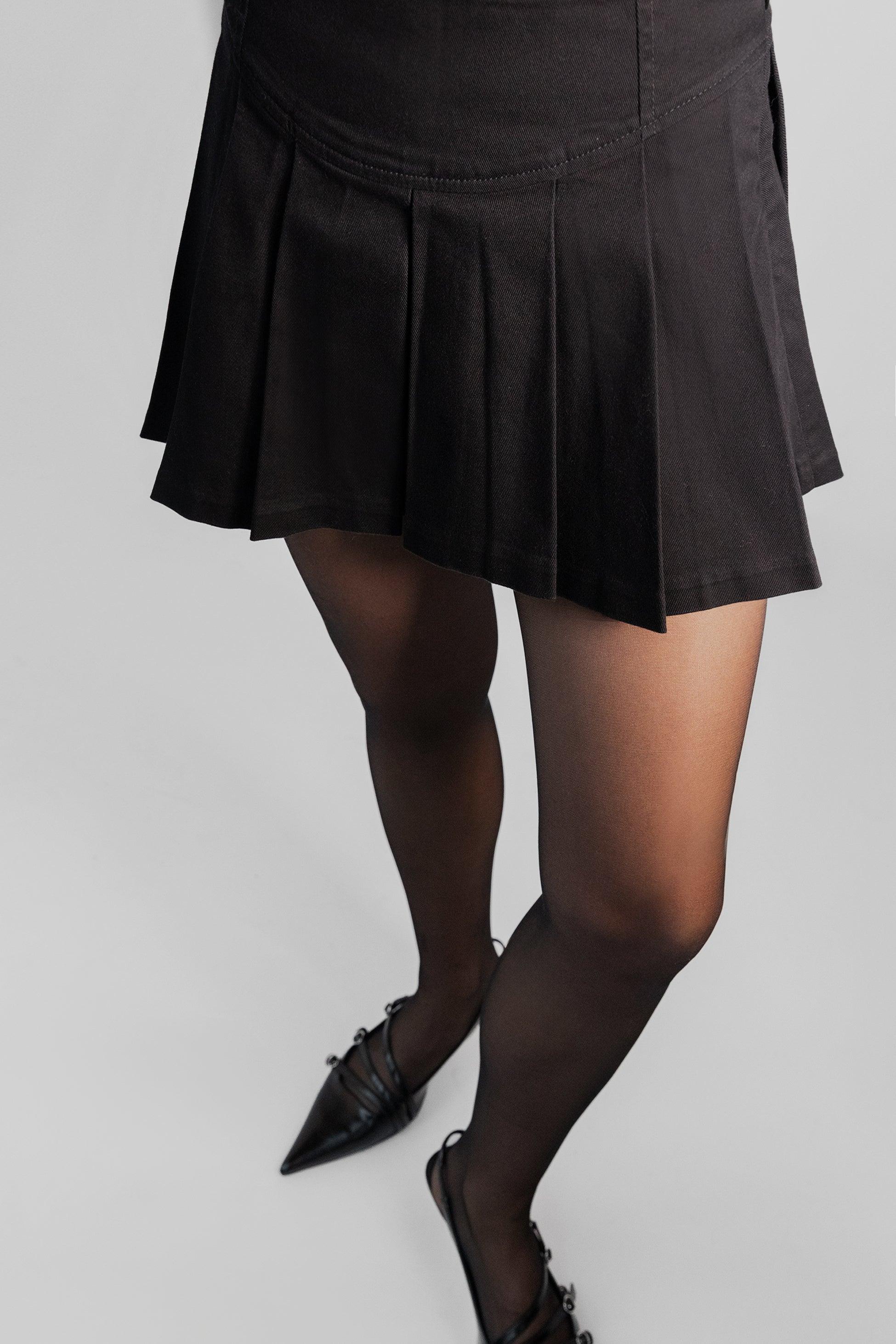 PLEATED TWILL MINI SKORT by OAK + FORT