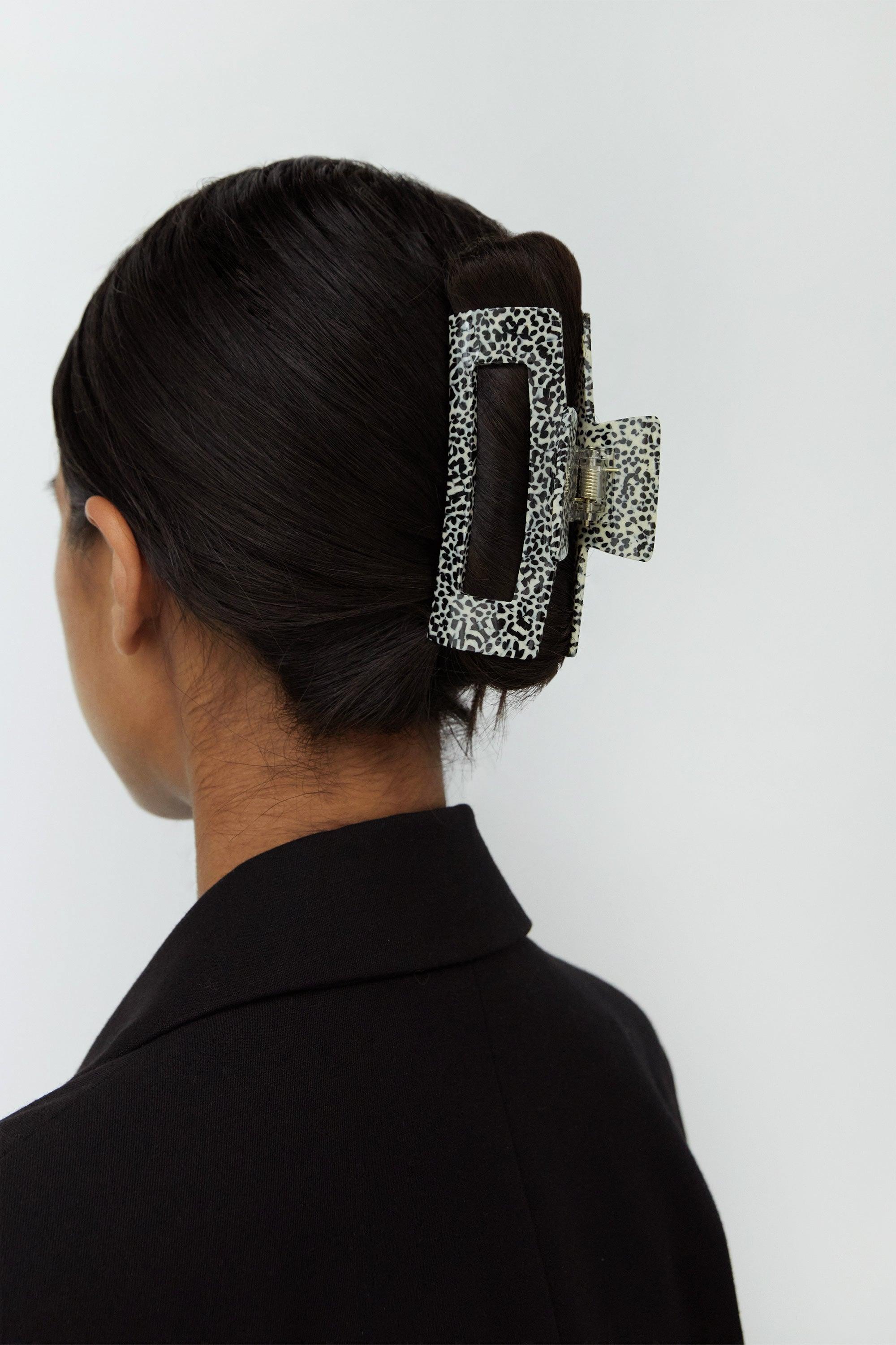 RECTANGULAR HAIR CLAW CLIP by OAK + FORT
