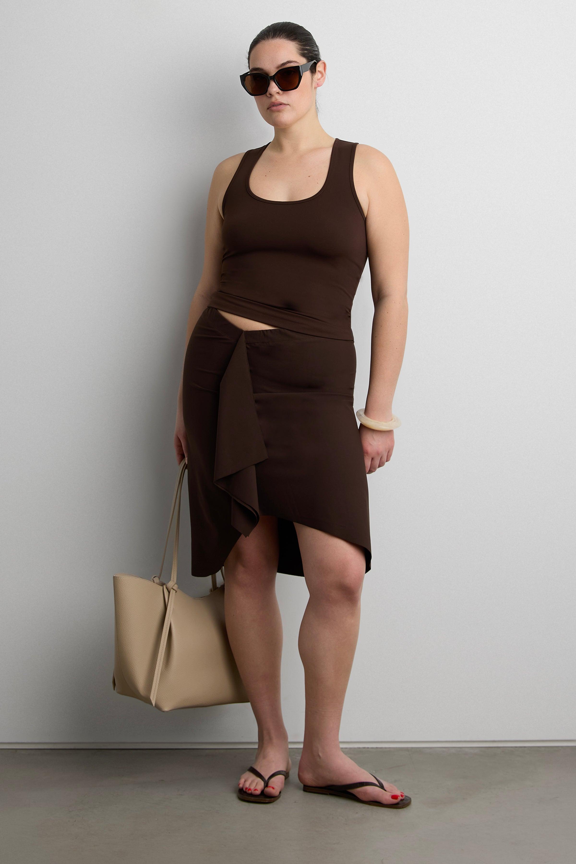 SCOOP NECK CROPPED TANK TOP by OAK + FORT