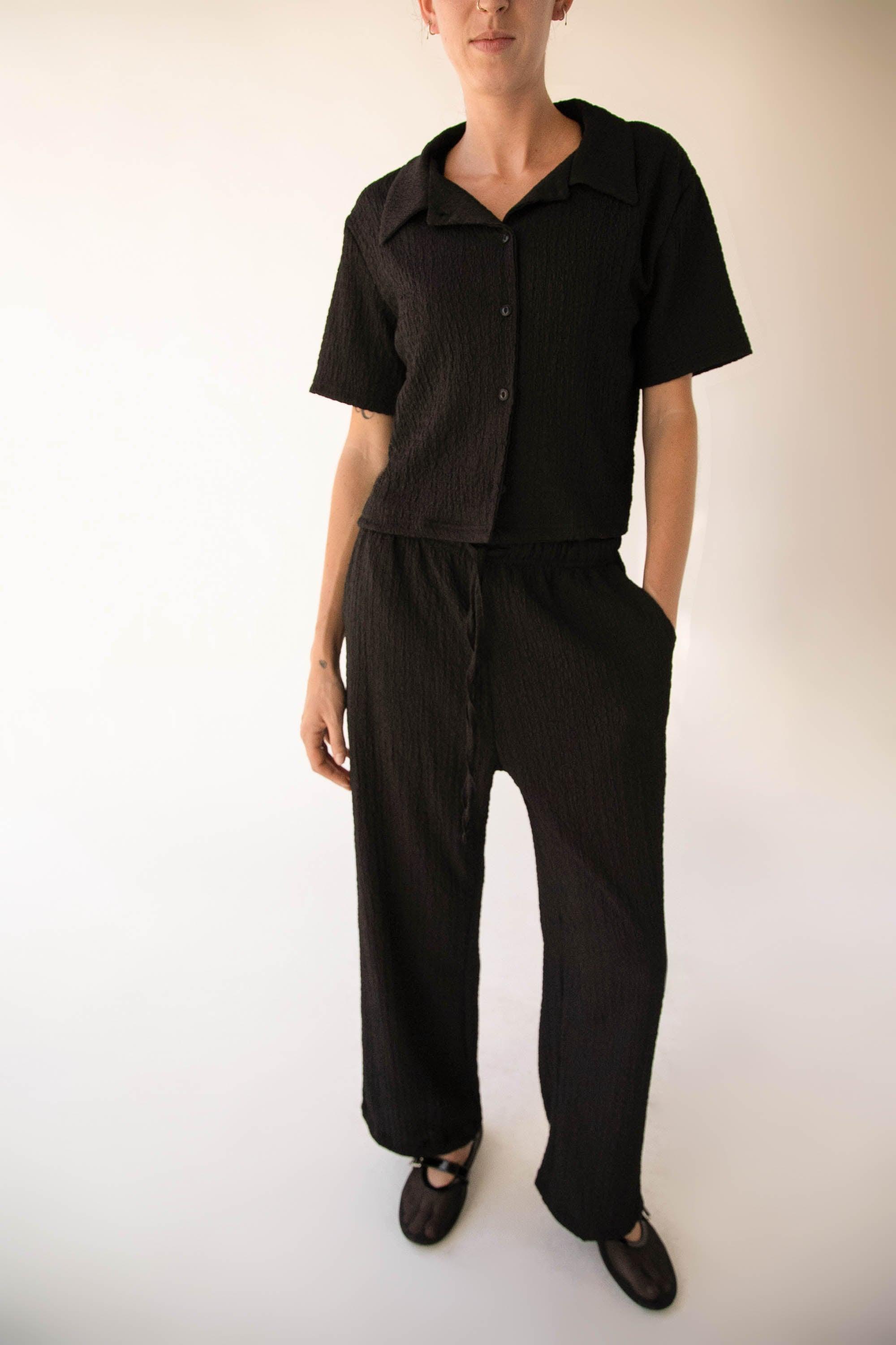 SHORT SLEEVE CRINKLE BUTTON UP by OAK + FORT