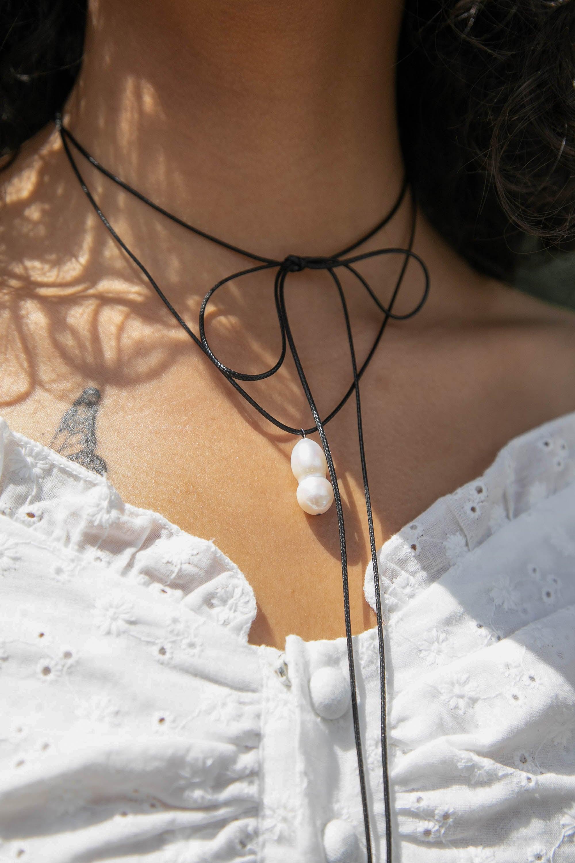 STRING NECKLACE WITH PENDANT by OAK + FORT