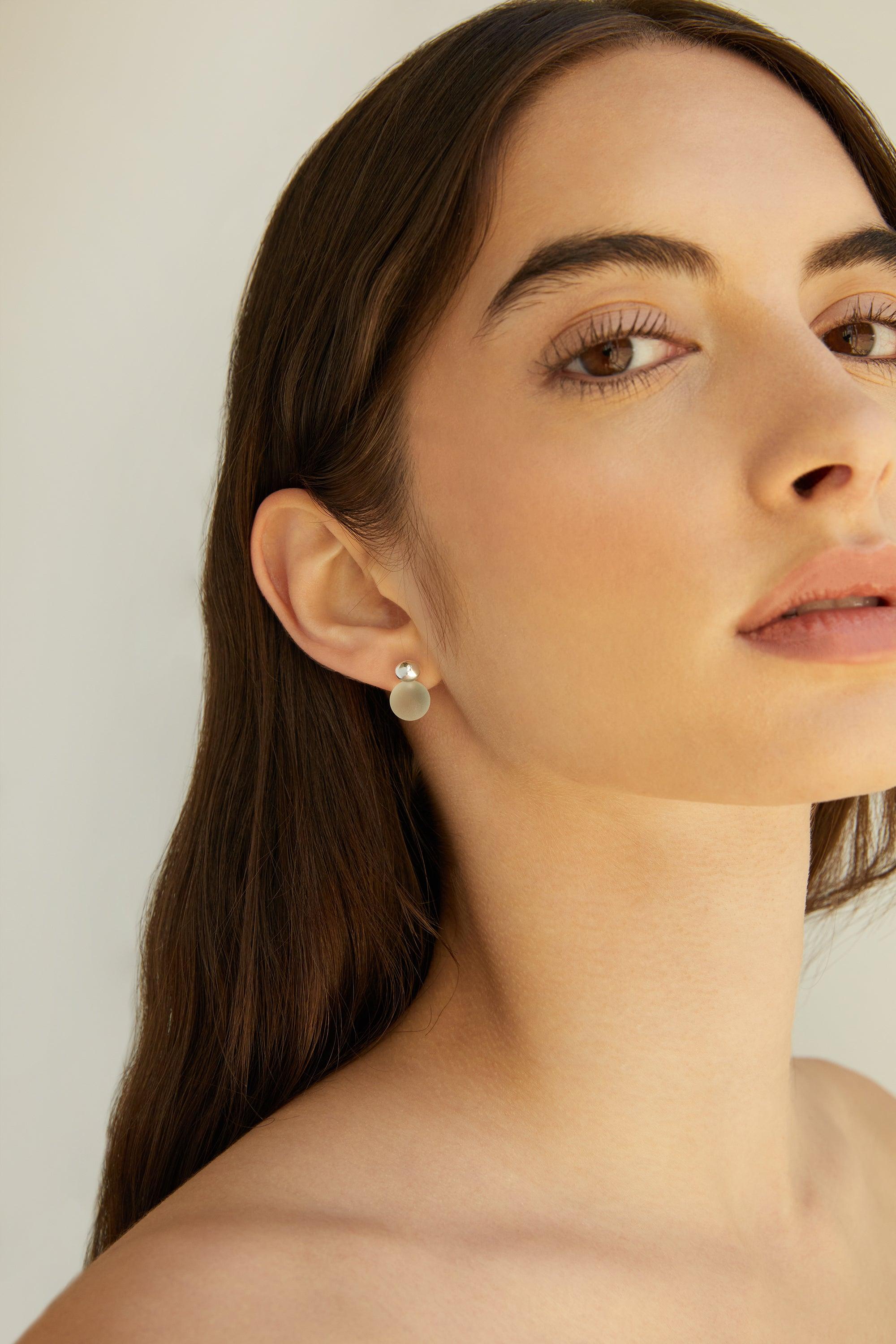 STUD EARRING WITH STONE DROP by OAK + FORT