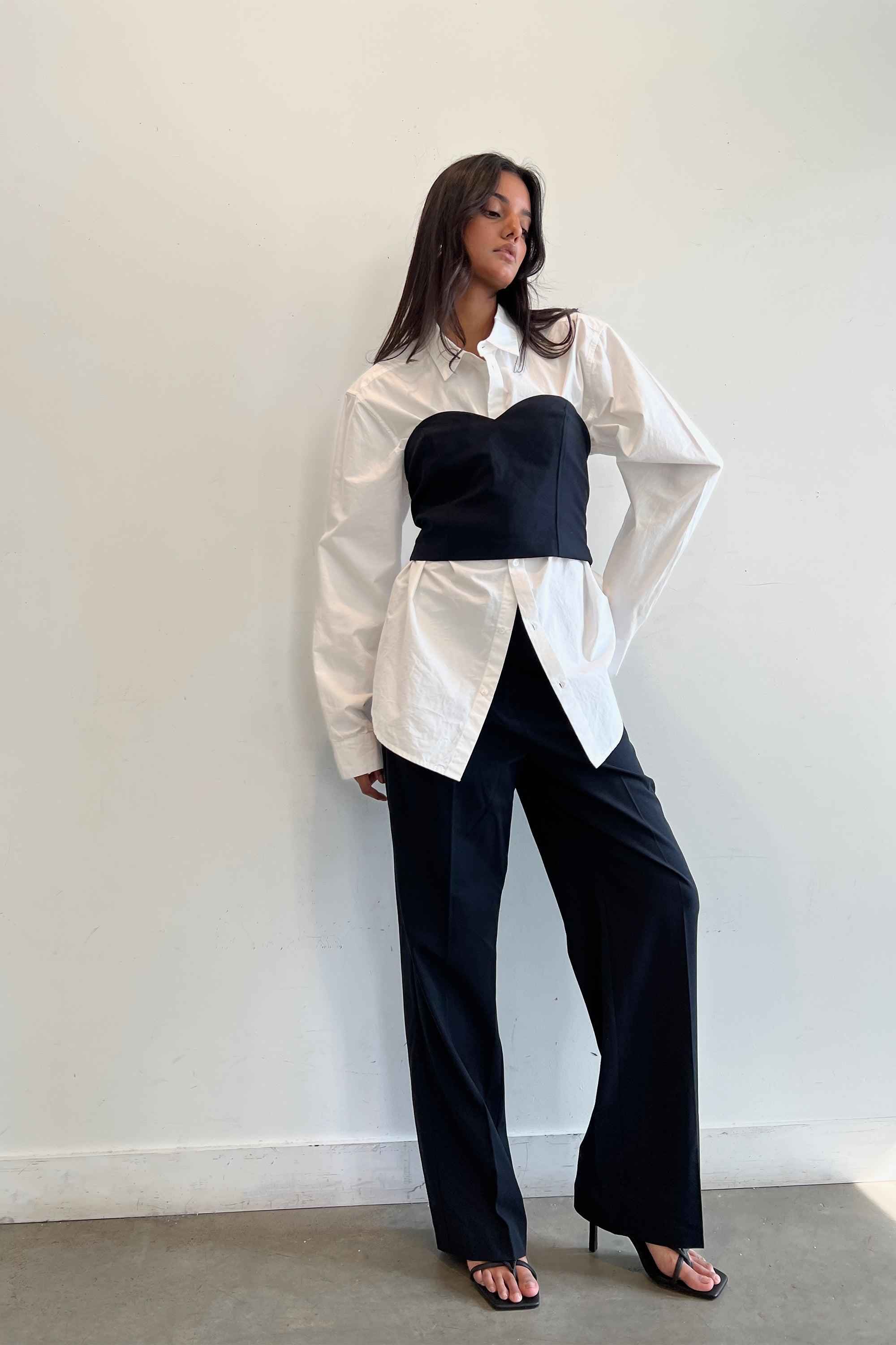 SWEETHEART NECKLINE TOP by OAK + FORT