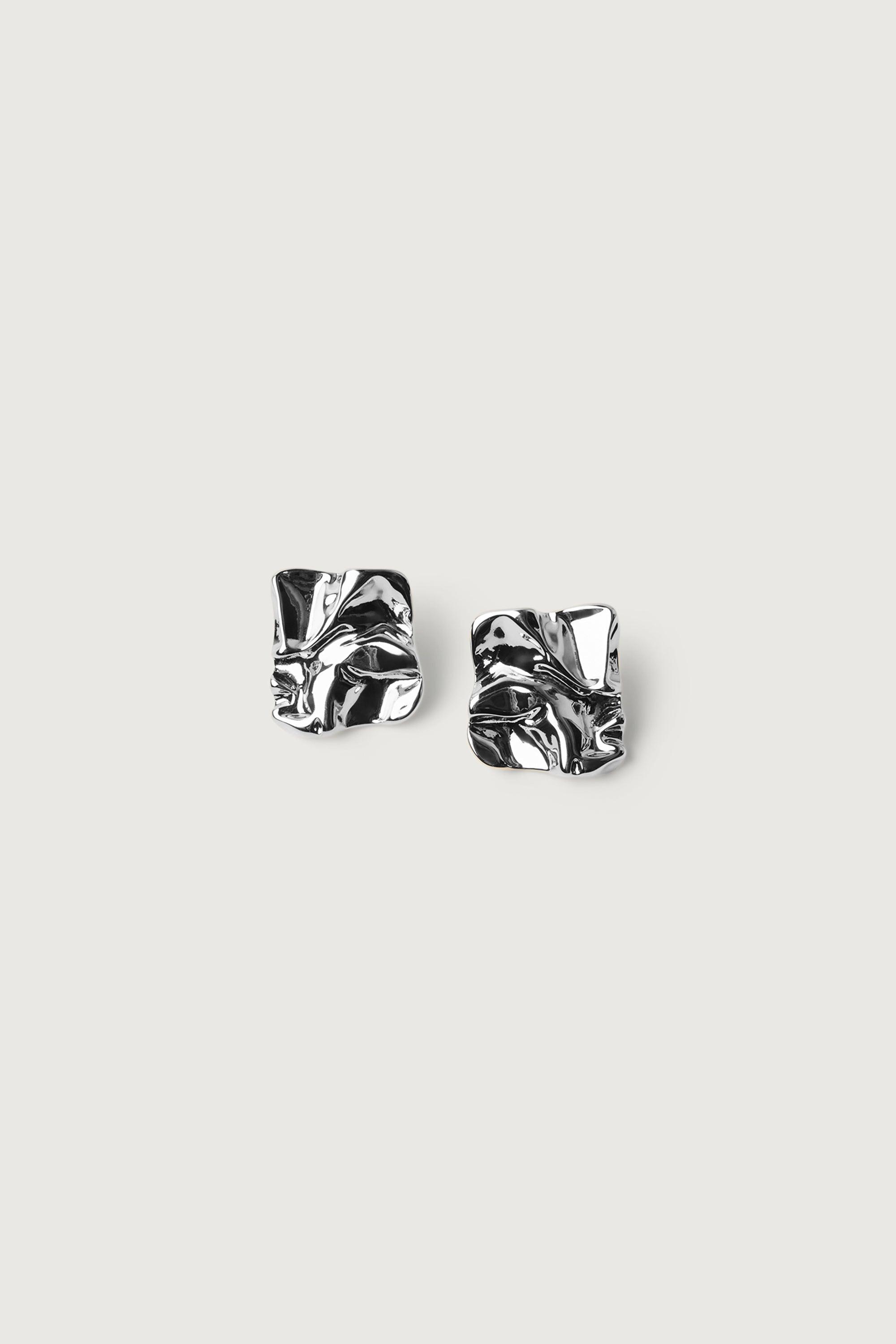 TEXTURED SQUARE EARRING by OAK + FORT