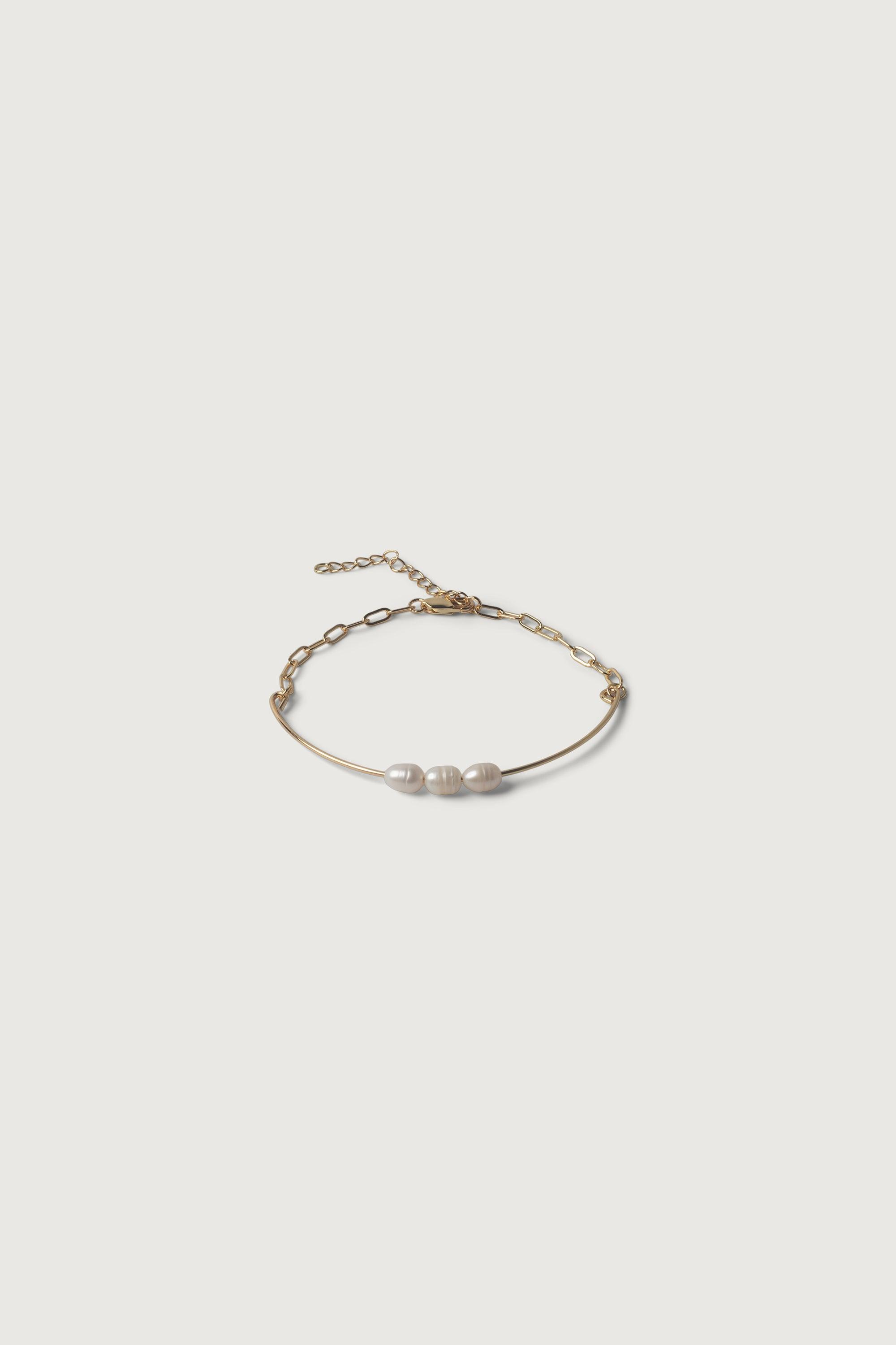 THREE NATURAL PEARL BRACELET by OAK + FORT