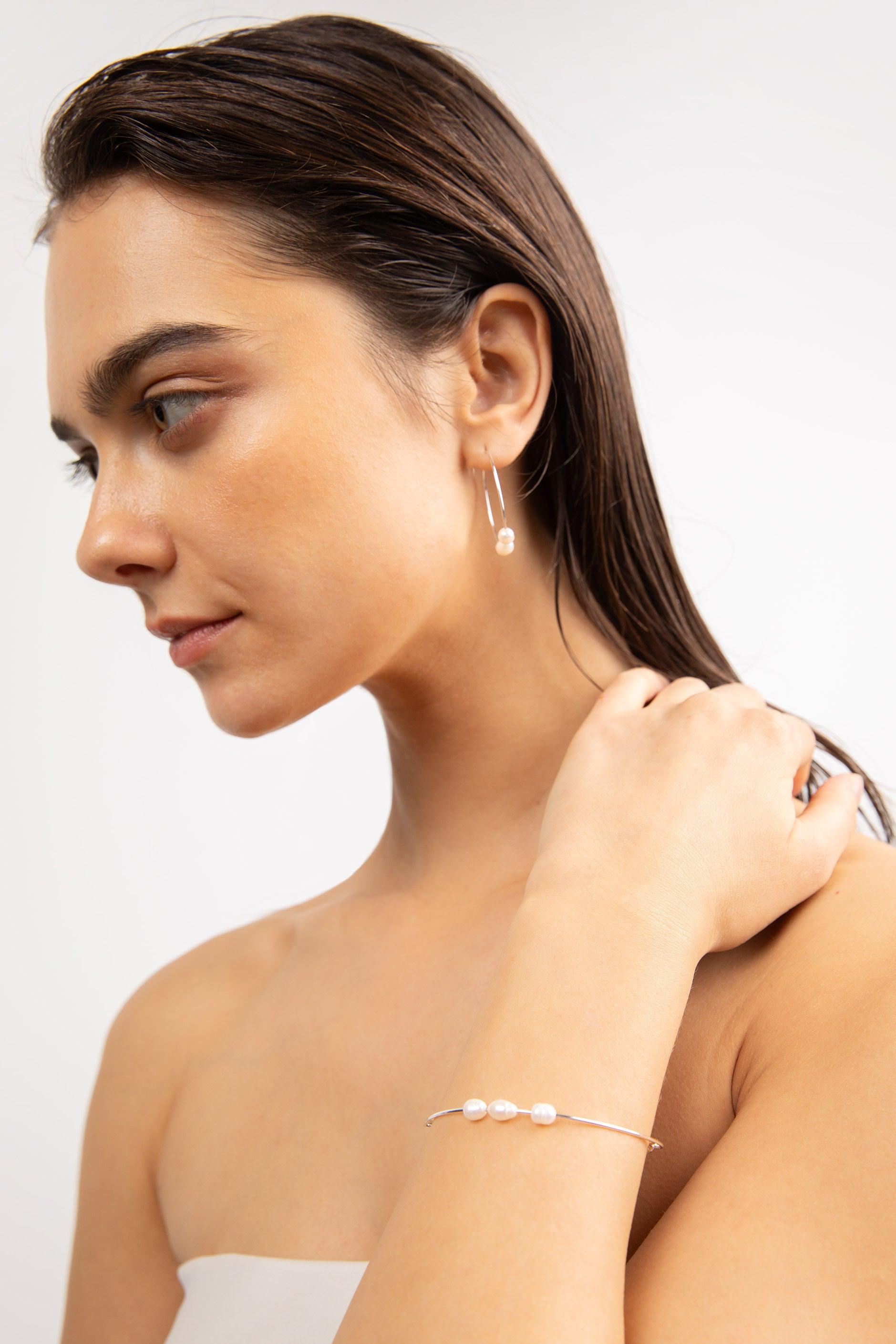 THREE NATURAL PEARL BRACELET by OAK + FORT