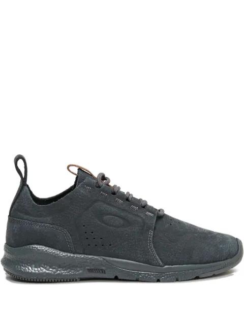 Carbon "Shadow" sneakers by OAKLEY