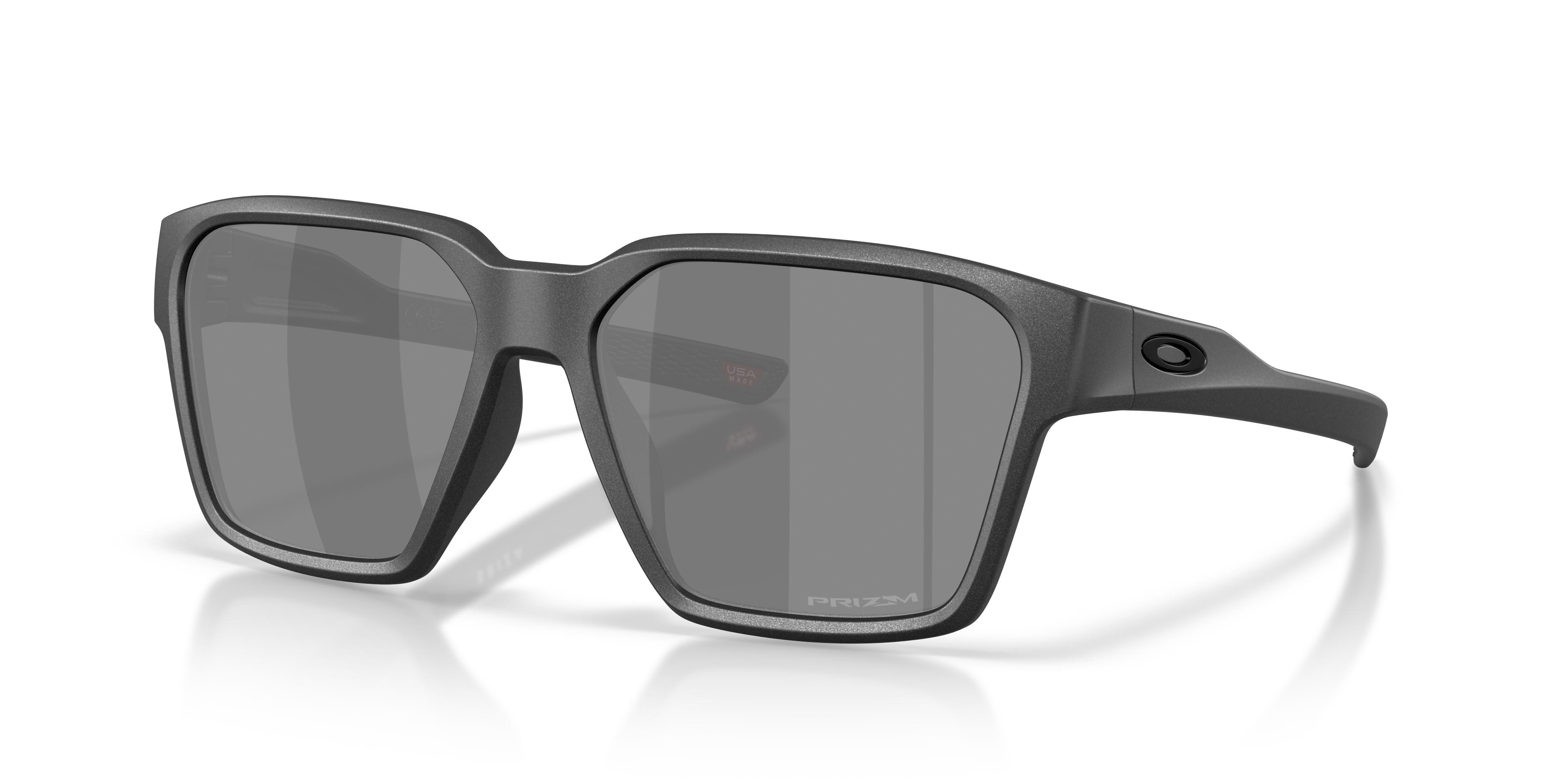 Oakley Men's Briza Sunglasses by OAKLEY