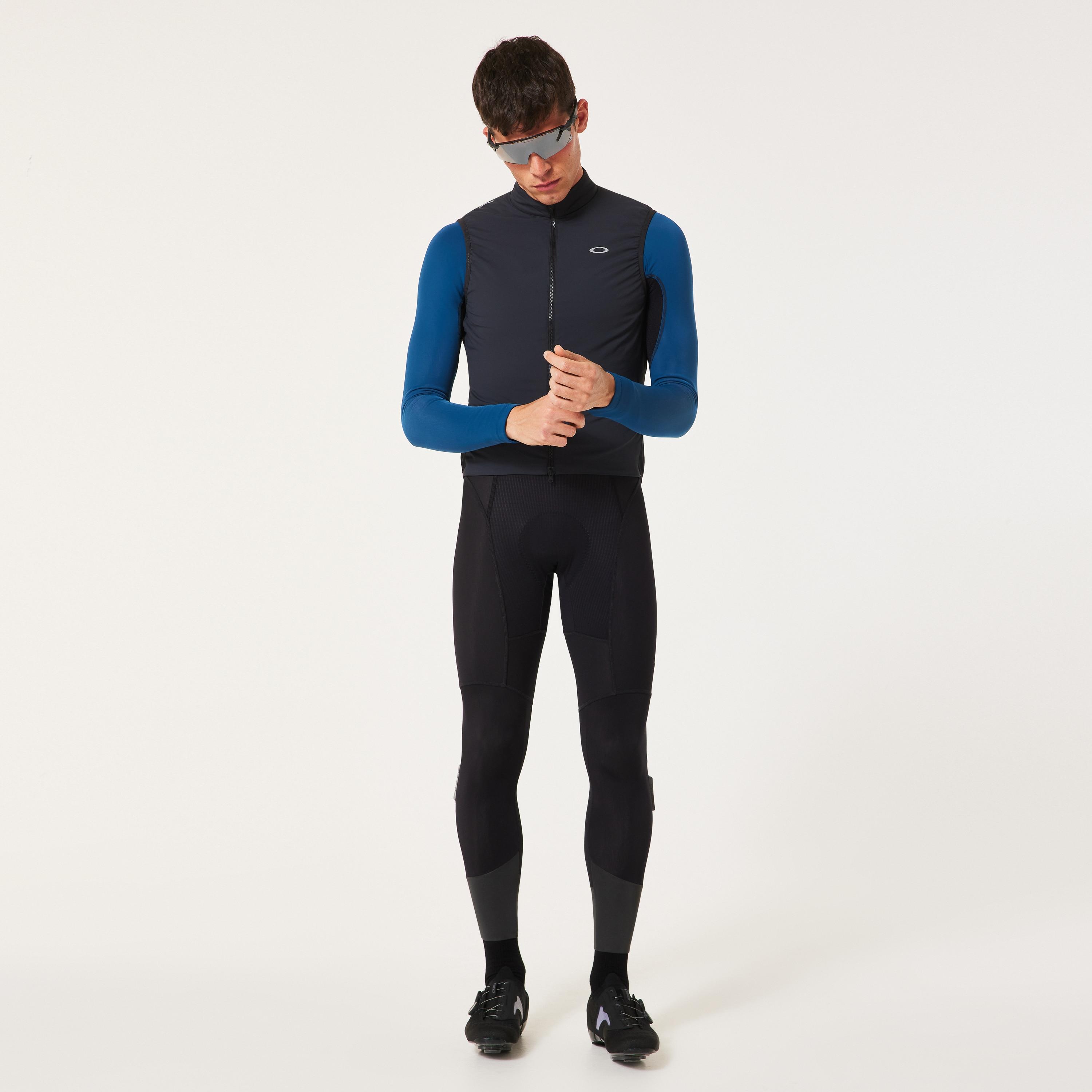 Oakley Men's Endurance Packable Alpha Vest by OAKLEY