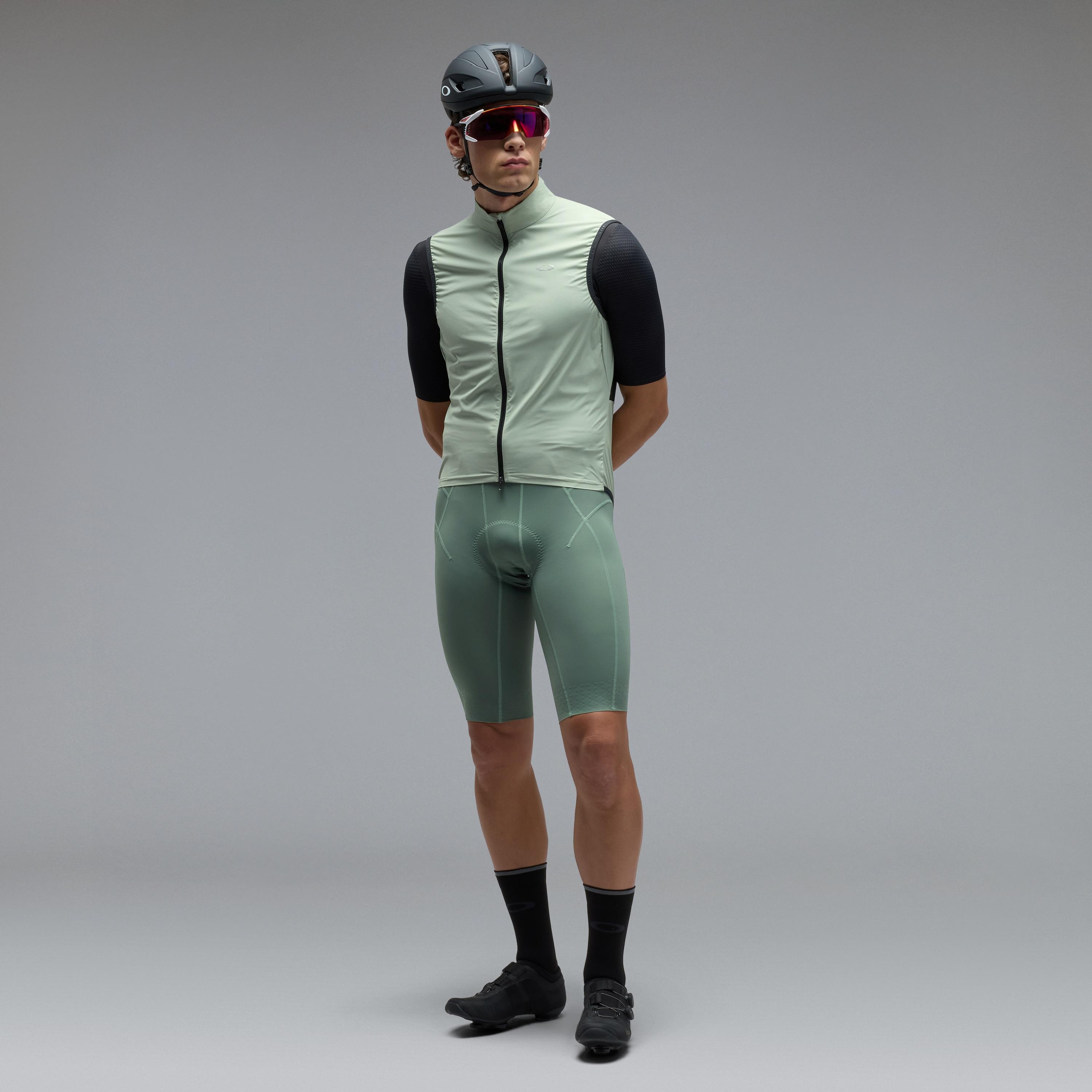 Oakley Men's Endurance Packable Wind Vest 2.0 by OAKLEY