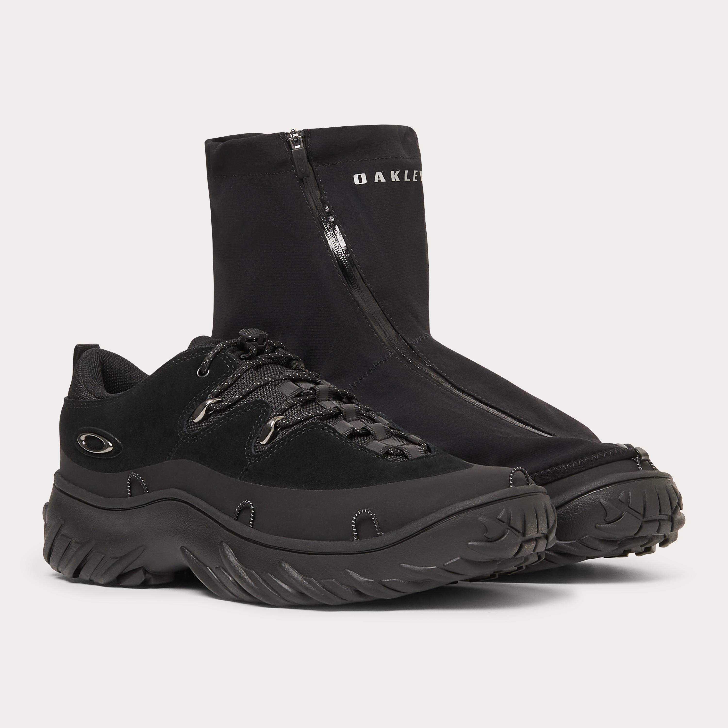 Oakley Men's Meridian Low Ext by OAKLEY