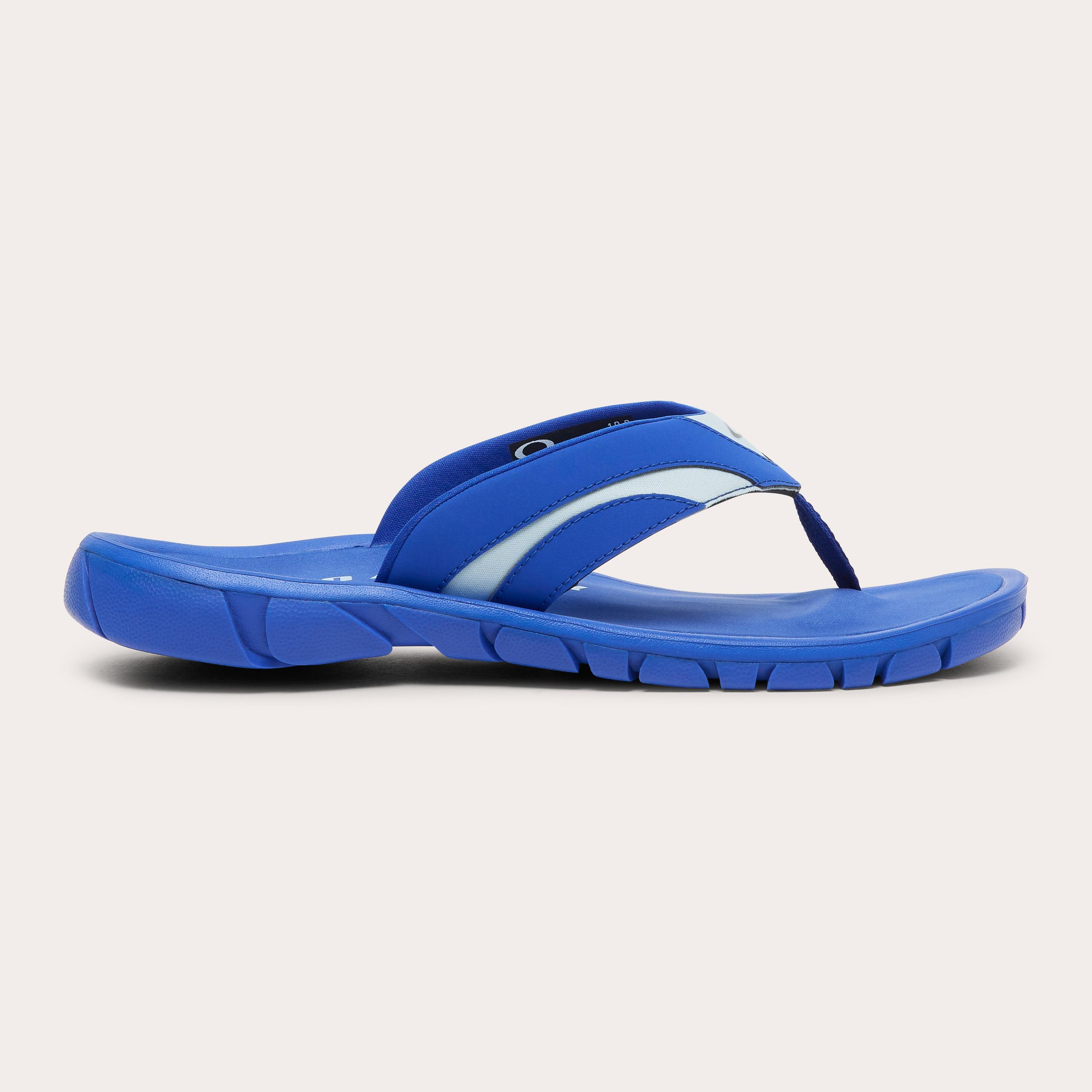 Oakley Men's O Coil Sandal by OAKLEY