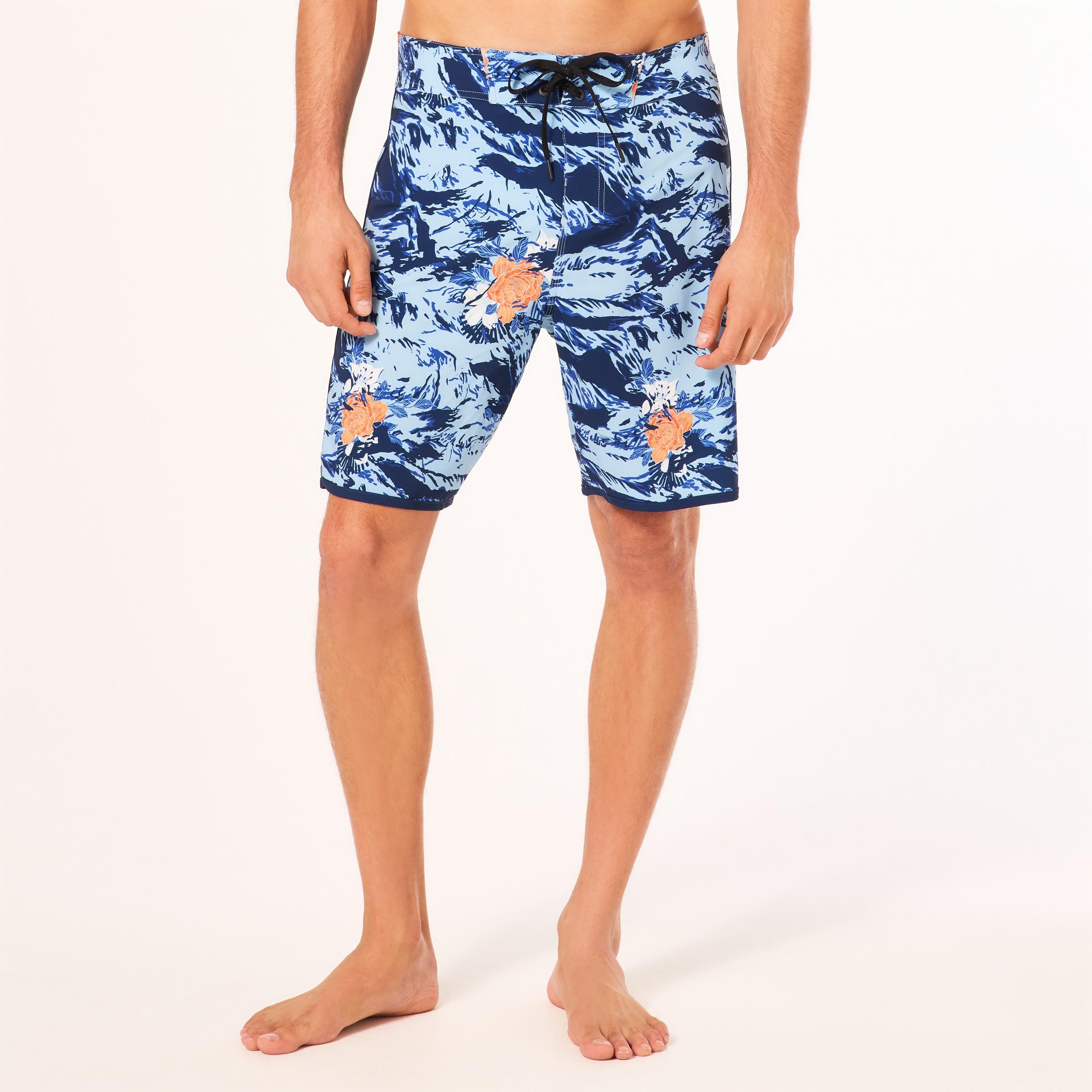 Oakley Men's Palm Florals Rc 19” Boardshort by OAKLEY