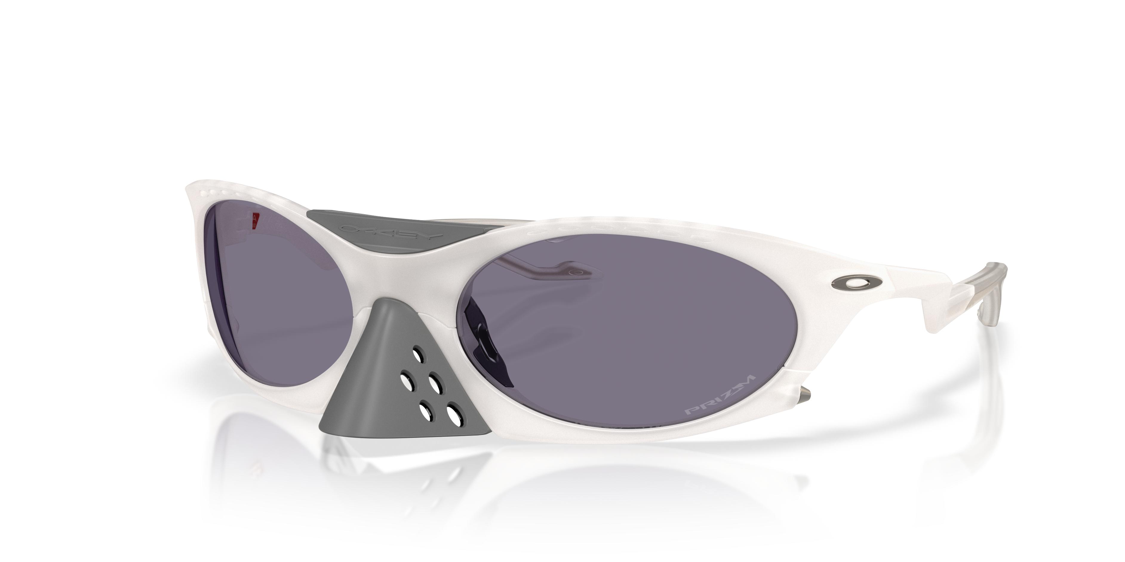 Oakley Men's Plantaris Sunglasses by OAKLEY