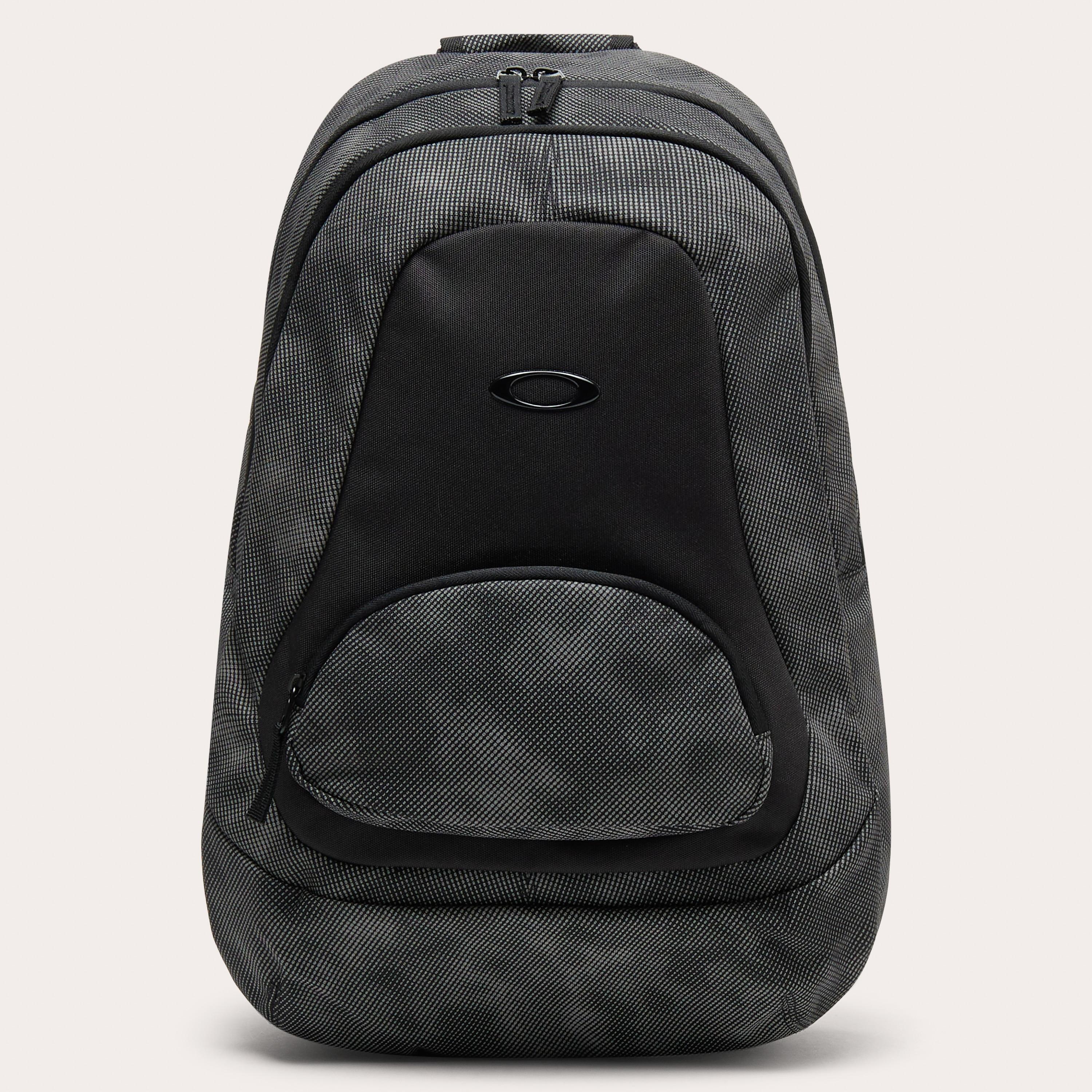 Oakley Men's Primer Rc Laptop Bag by OAKLEY