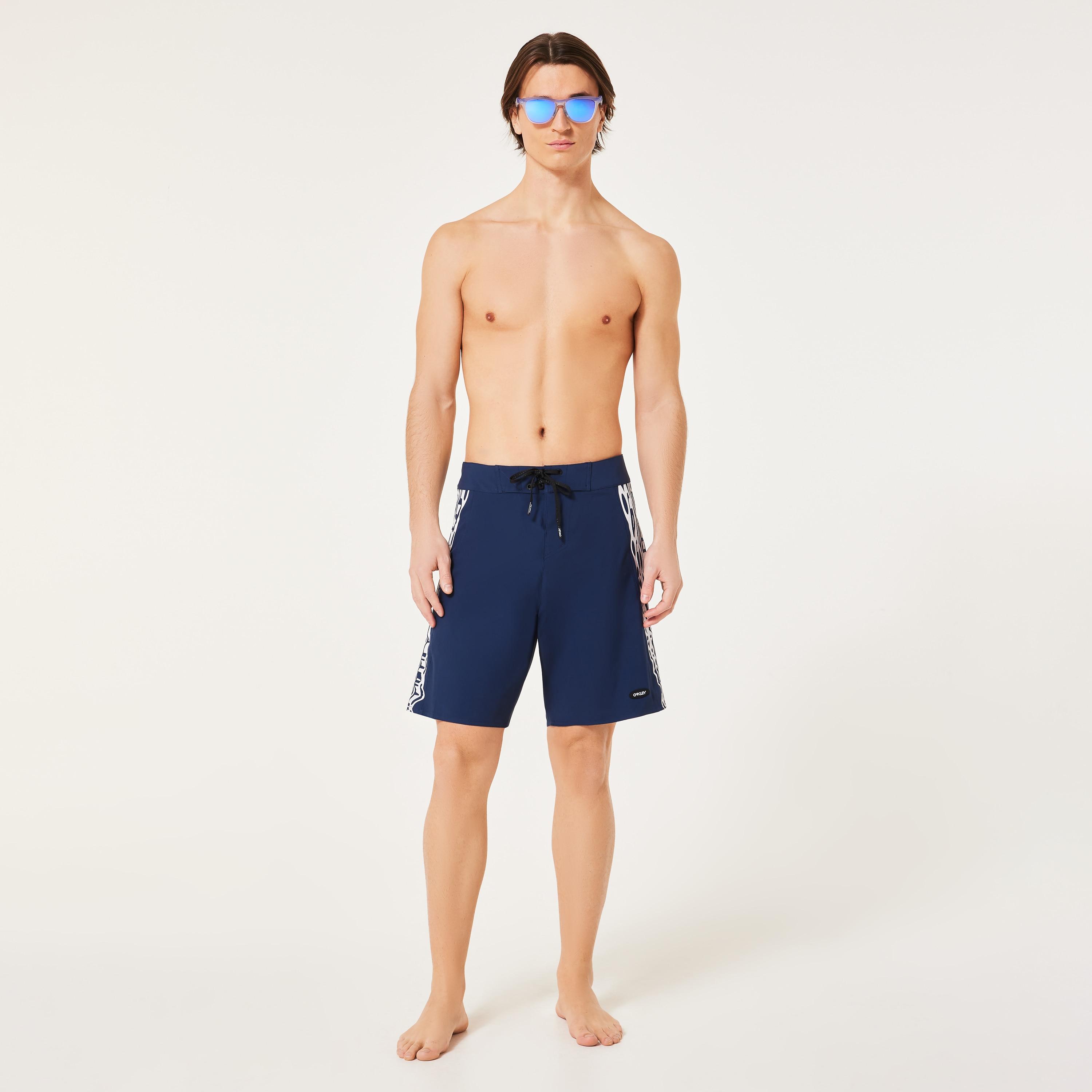 Oakley Men's Quiver Rc 19” Boardshort by OAKLEY