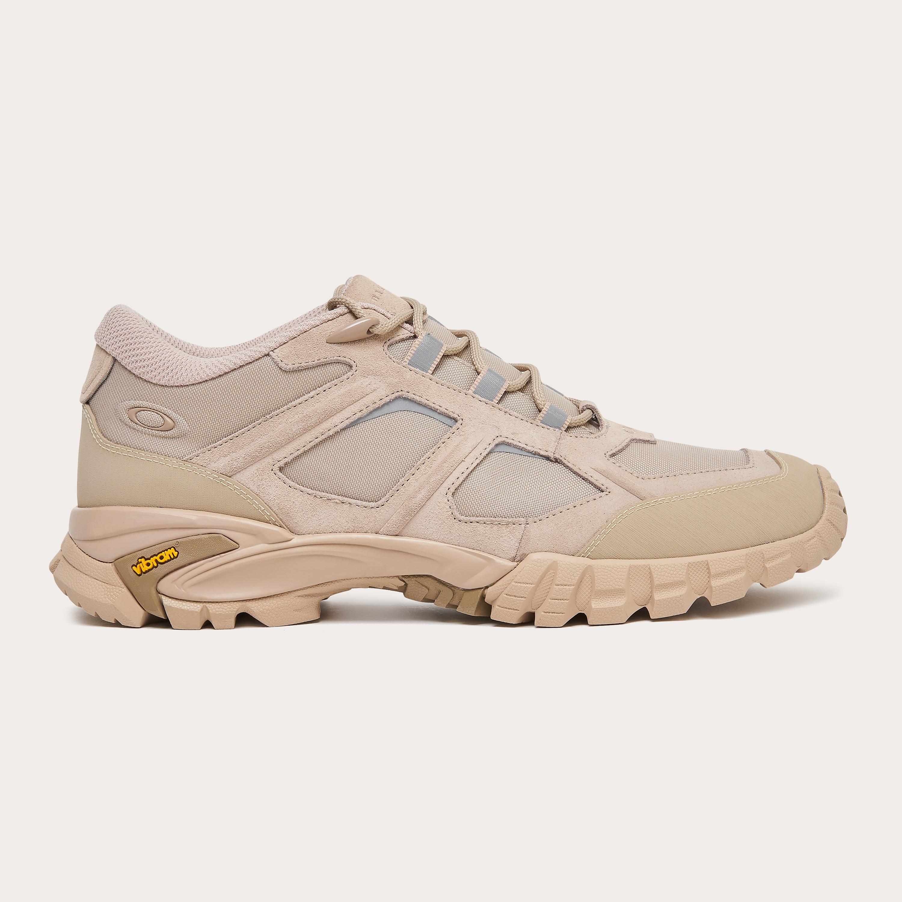 Oakley Men's Sierra Terrain by OAKLEY
