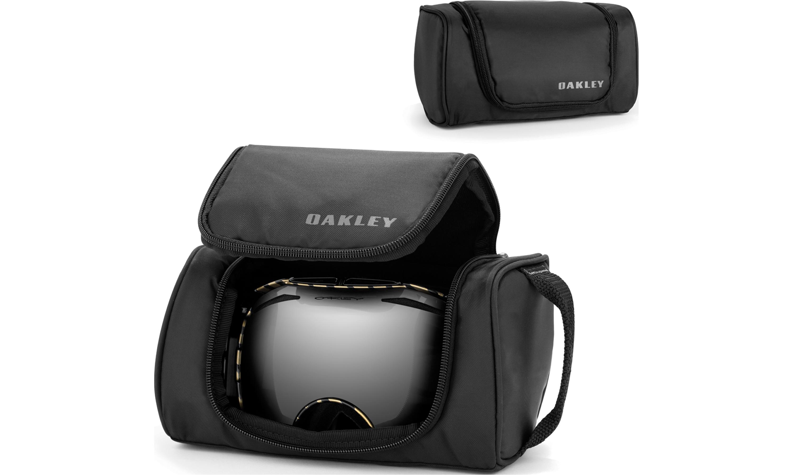 Oakley Men's Universal Soft Goggles Case by OAKLEY