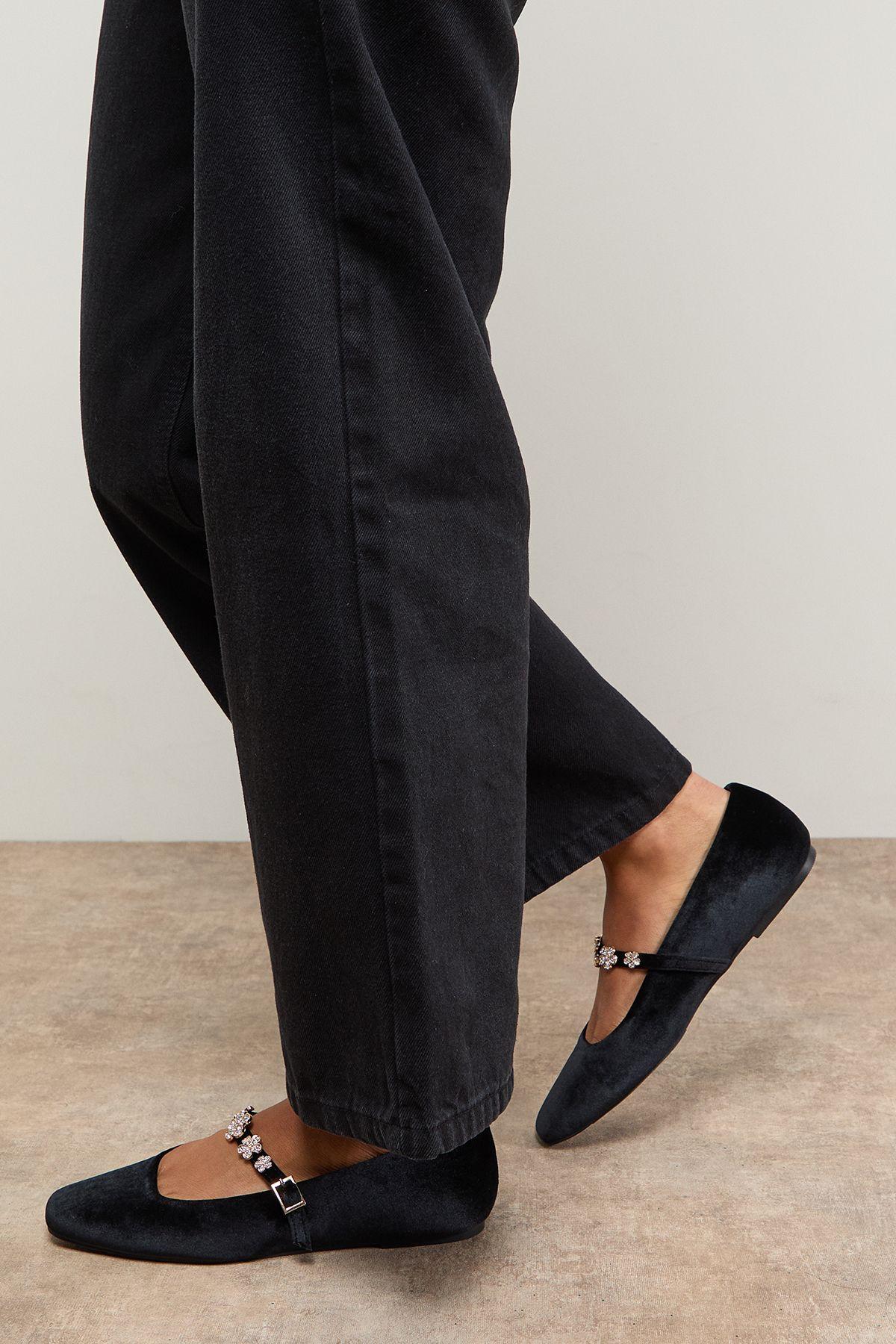 Jem Velvet Flower Brooch Detail MaryJane Ballet Pump by OASIS Jem Velvet Flower Brooch Detail MaryJane Ballet Pump by OASIS