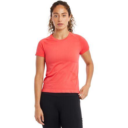 Float Short-Sleeve Shirt by OISELLE