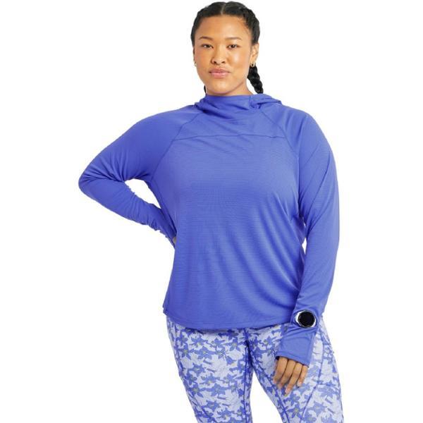 Flyout Chill Hoodie by OISELLE