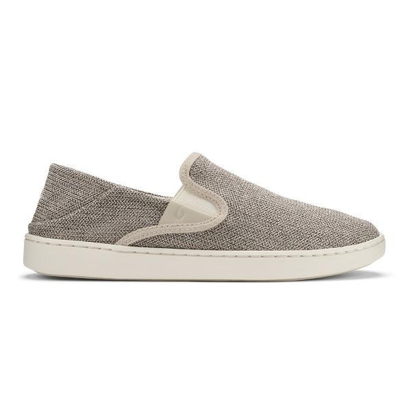 Pehuea Shoes by OLUKAI
