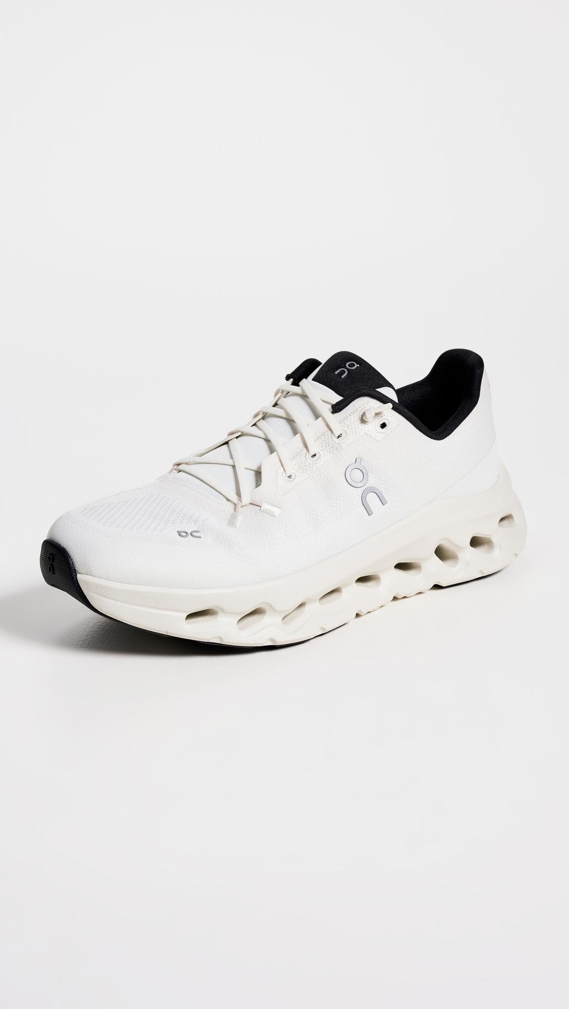 Cloudtilt Sneakers by ON RUNNING