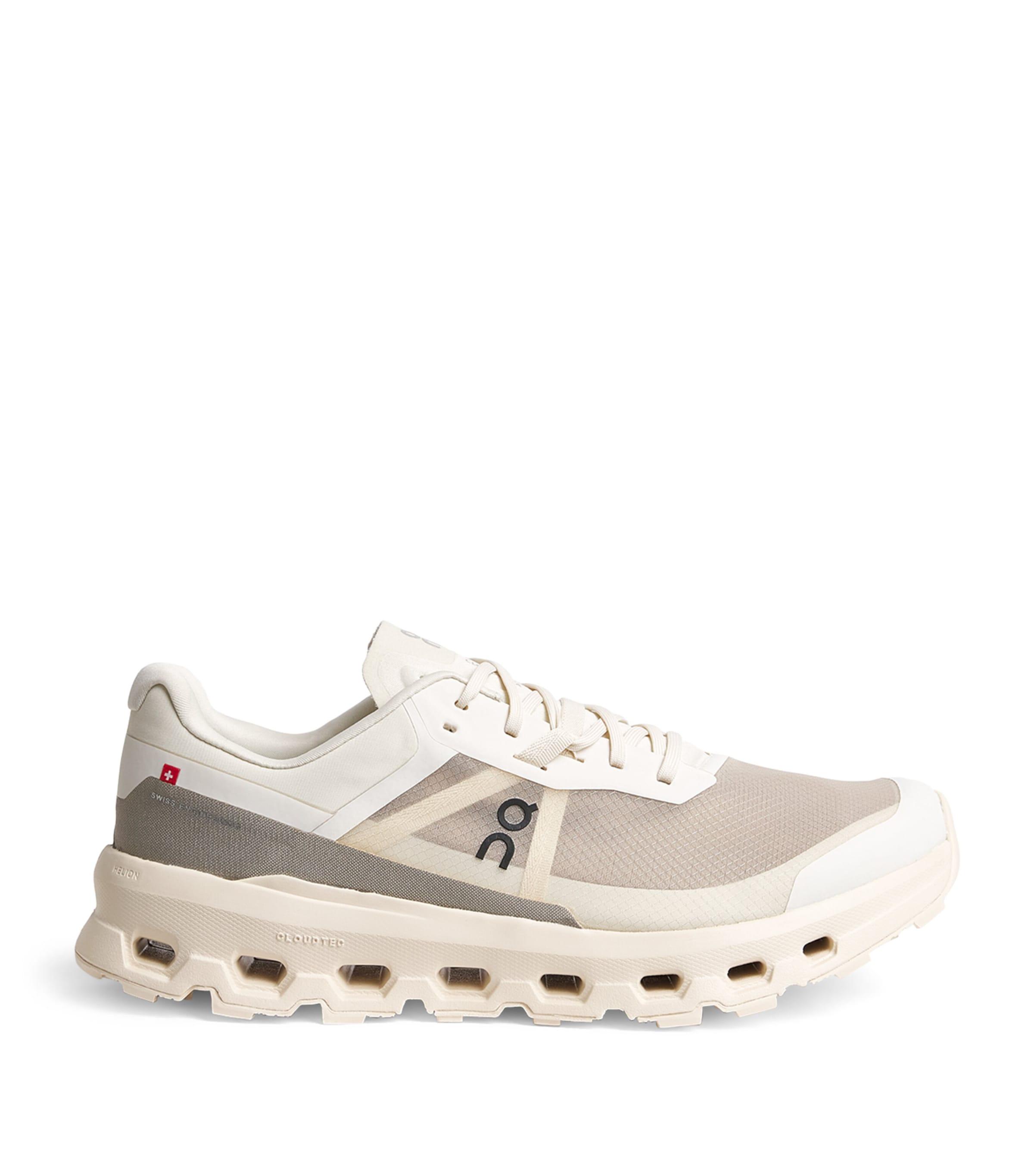 Cloudvista 2 Trainers by ON RUNNING