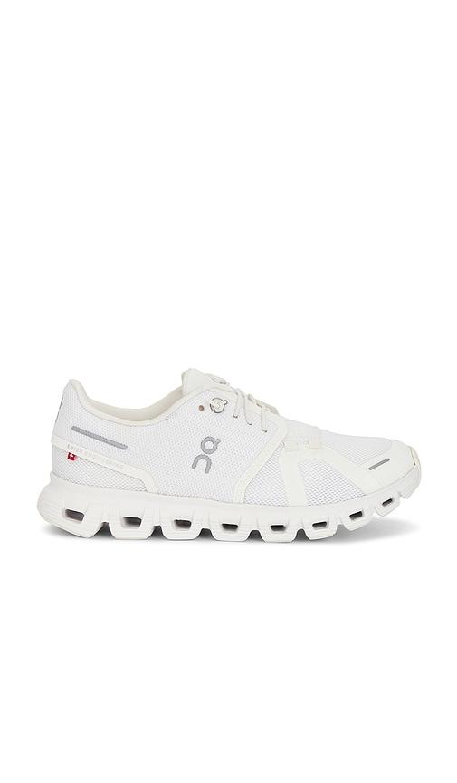 On Cloud 6 Sneaker in White by ON RUNNING