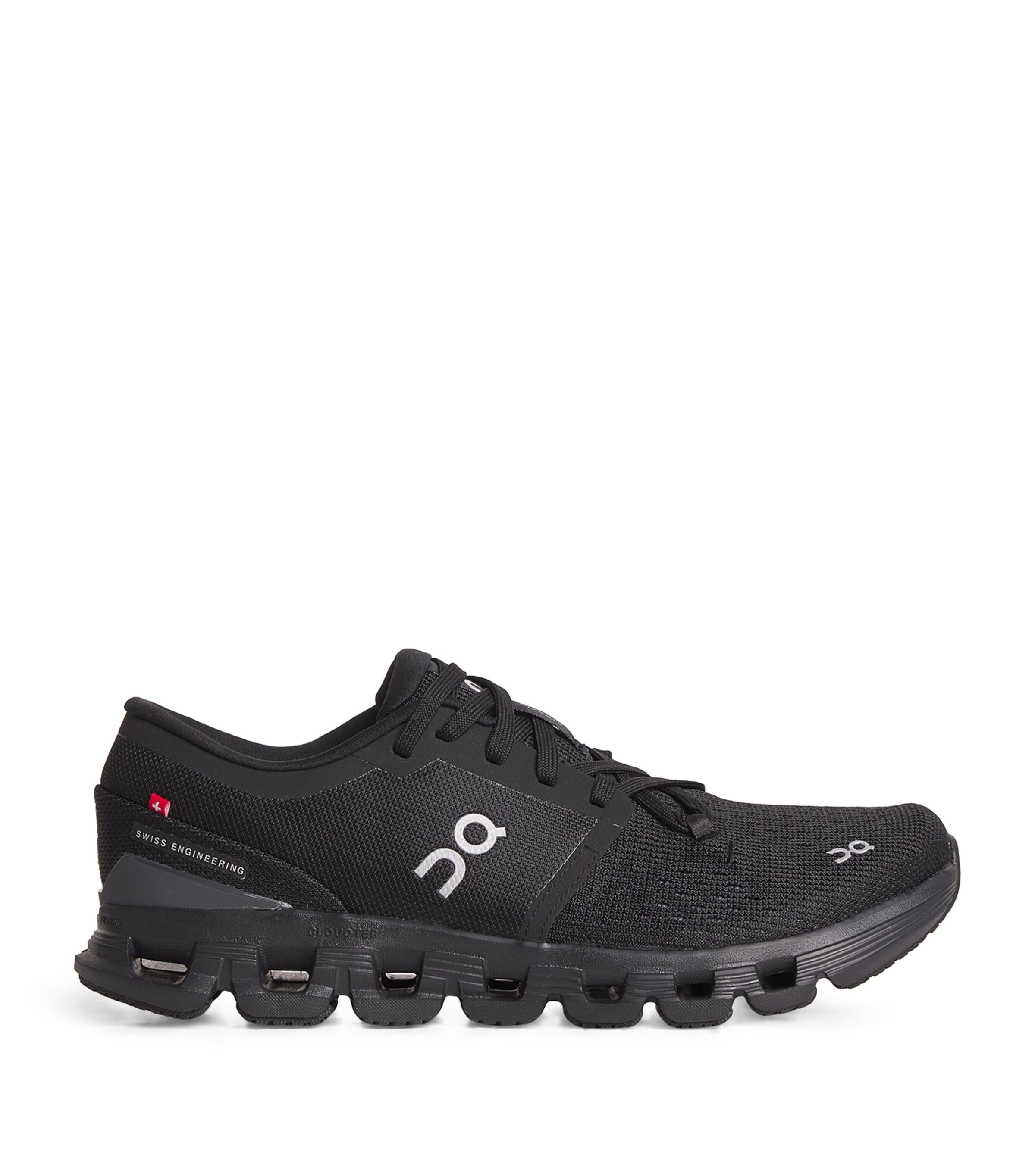 On Cloud X 4 Trainers by ON RUNNING