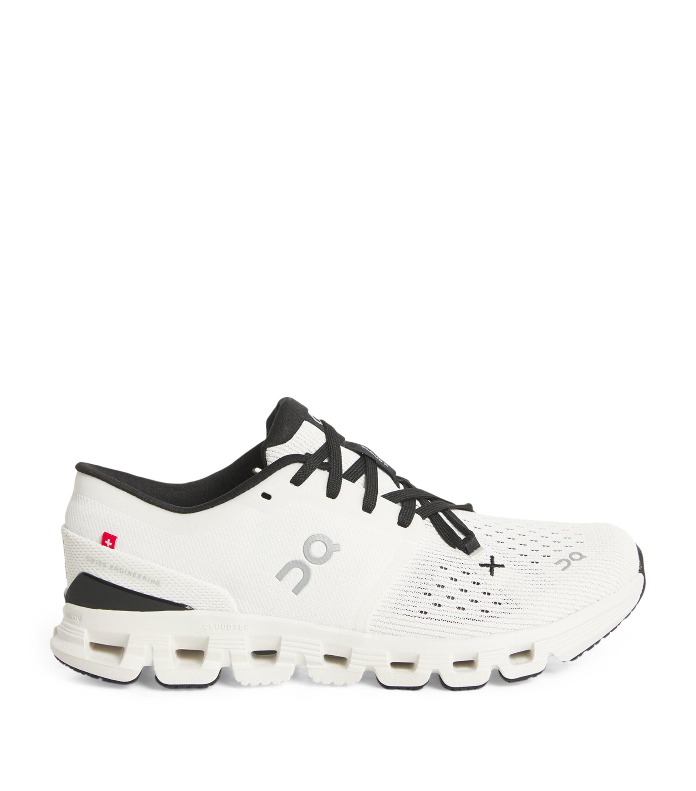 On Cloud X 4 Trainers by ON RUNNING