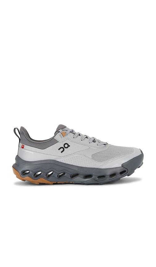 On Cloudhorizon 2 in Grey by ON RUNNING