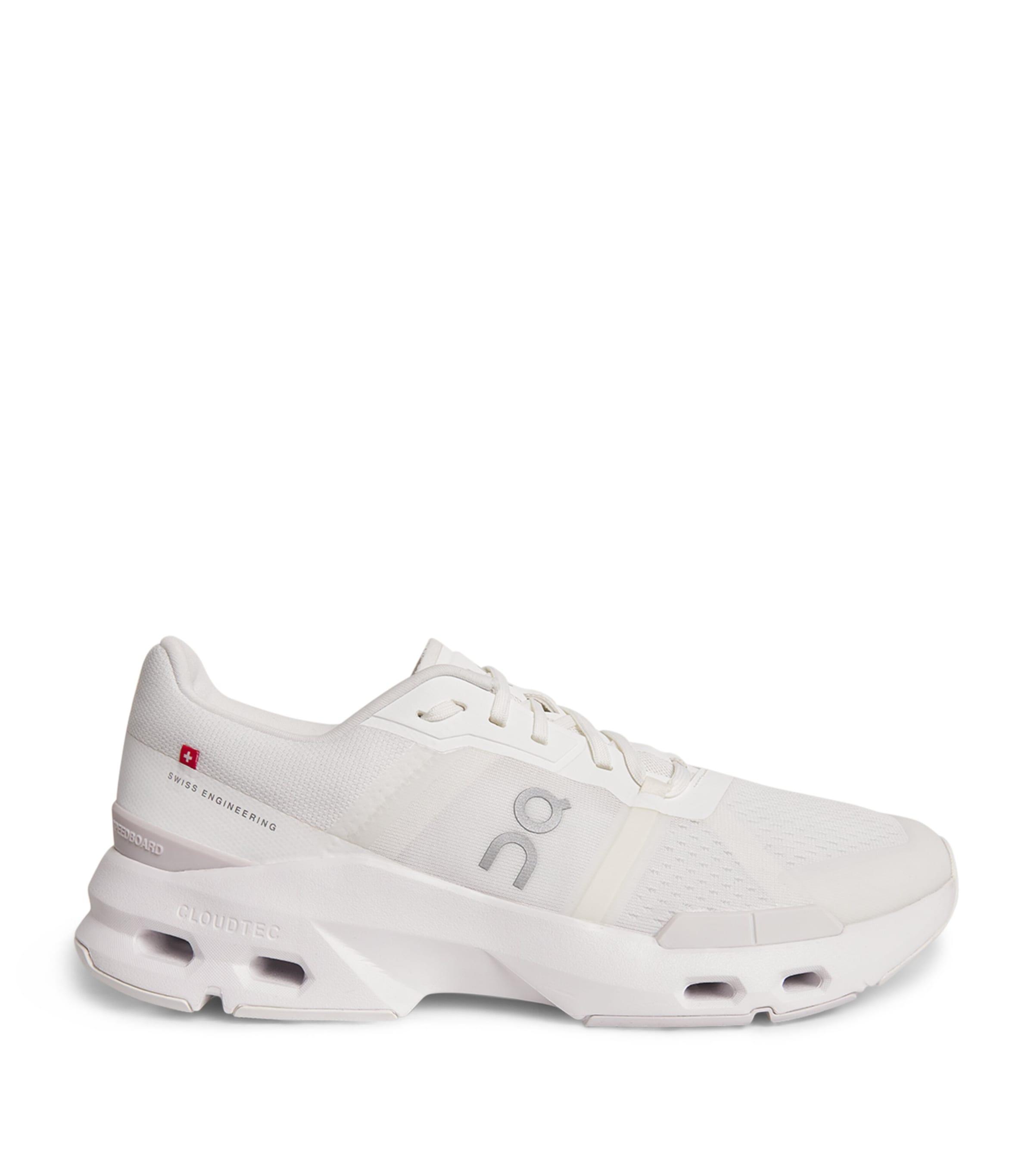 On Cloudpulse Trainers by ON RUNNING