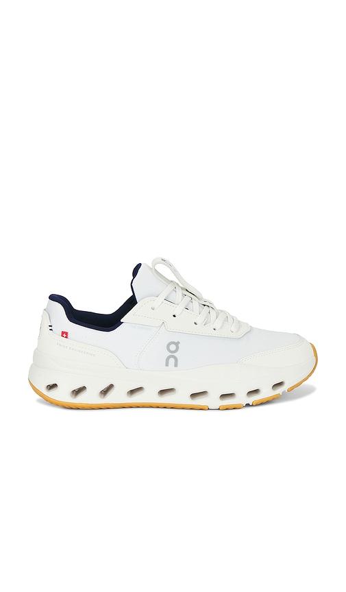 On The Roger Wildcard in White,Navy by ON RUNNING
