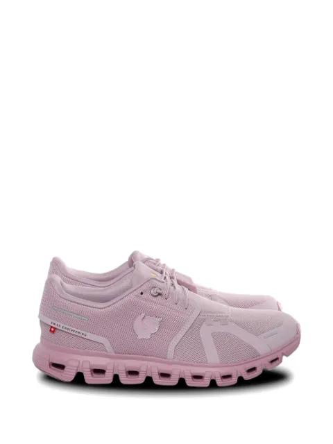 logo patch sneakers by ON RUNNING