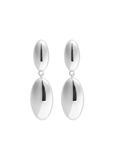 Pebble sterling silver drop earrings by OTIUMBERG