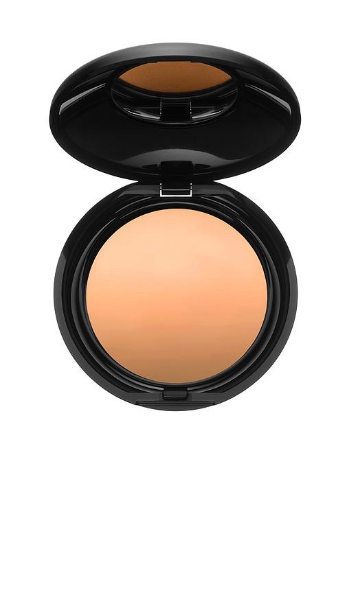 PAT McGRATH LABS Skin Fetish: Sublime Perfection Blurring Under-Eye Powder in Peach by PAT MCGRATH LABS